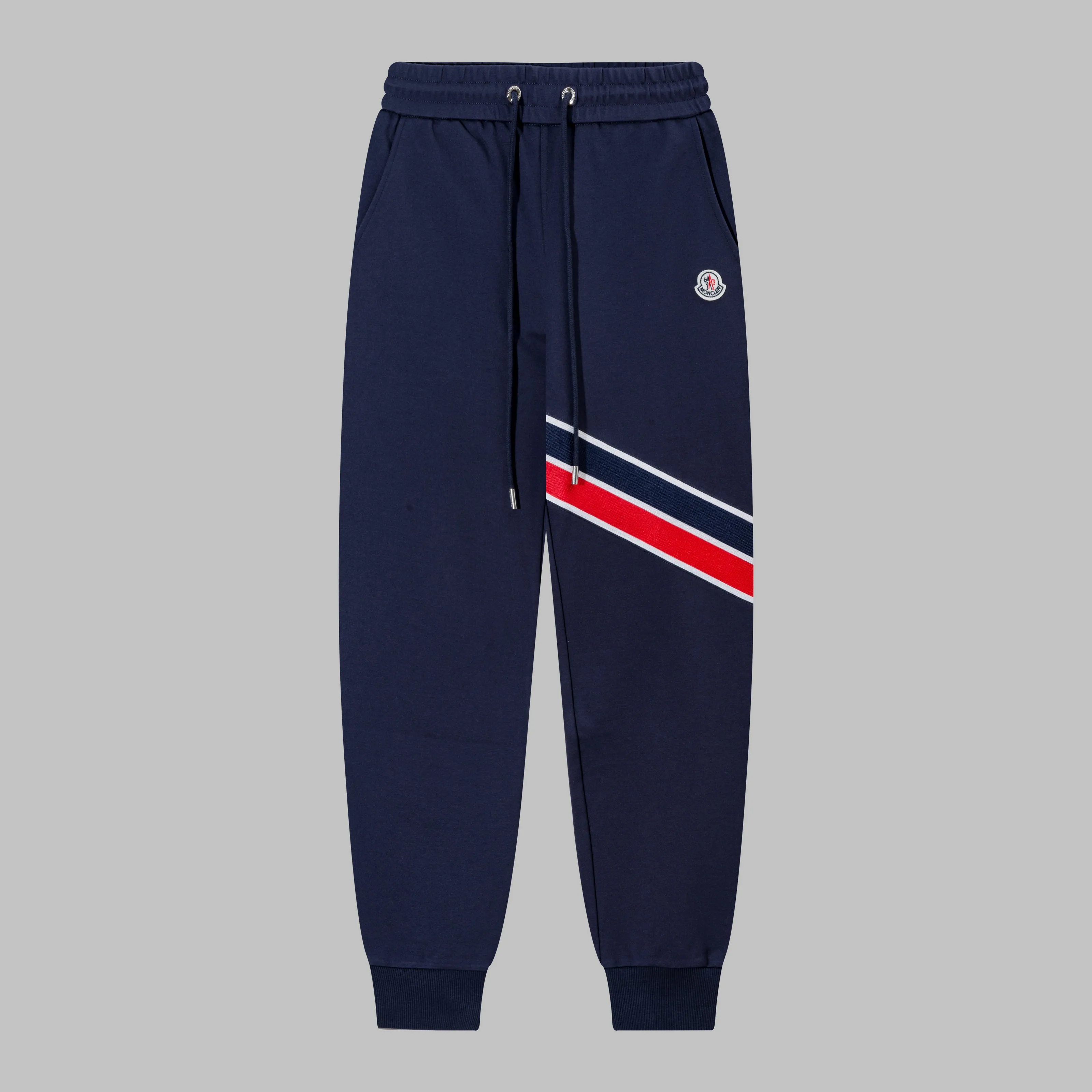 P230 MONCLER/Muzzle Custom fabric suit casual sweatpants Red and blue ribbon splicing design brand Zhangzi LOGO process Official synchronization High version High quality Fashion personality Versatile trend Pure original quality Original fabric Hang tag Collar label Washed wheat Complete three standards Color: blue. Gray. Size: S-2XL