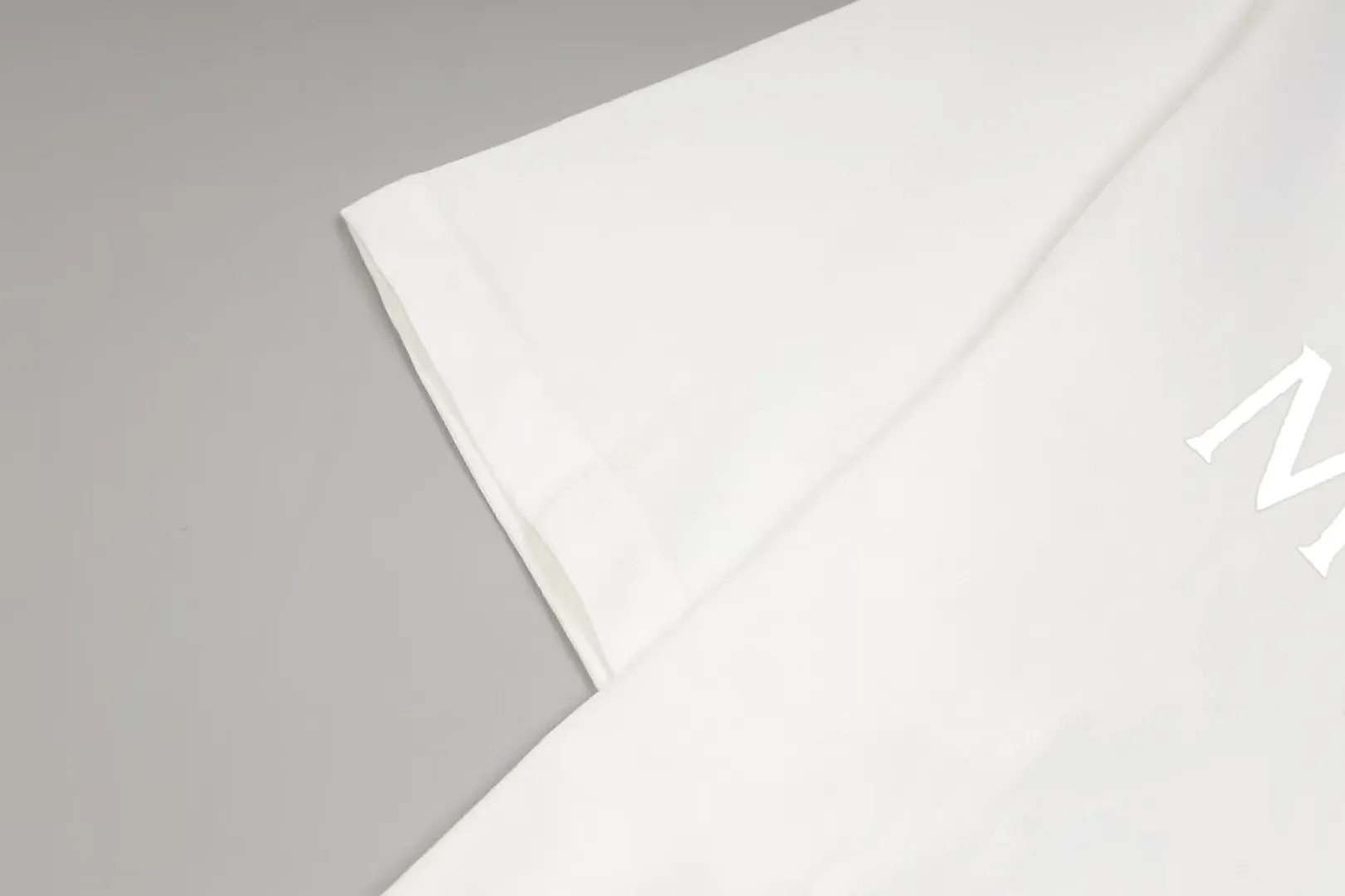 Moncler White Navy - Size: S M L   - Accessories: The original accessories are complete with one to one and three standards, os off-shoulder version, same style for men and women, official website quality - no gender distinction, same style for men and women