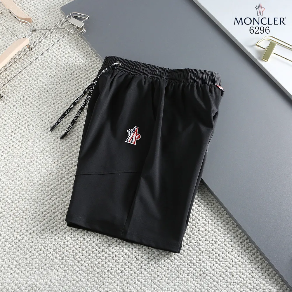 P210 🌸🌸 Moncler 2025 spring and summer new trousers [knitted trousers] feel comfortable to wear, low-key yet luxurious, very high-end, with pockets designed to be fashionable and high-end. Needless to say, the trousers style and tailoring needless to say, the upper body is exquisite and vivid. Really first-class and top-quality materials. Really top-level casual pants and elastic pants, of outstanding quality. After heavy washing, the trousers are very soft and not picky. The upper body is absolutely stylish. Extremely luxurious. Size:M-4XL