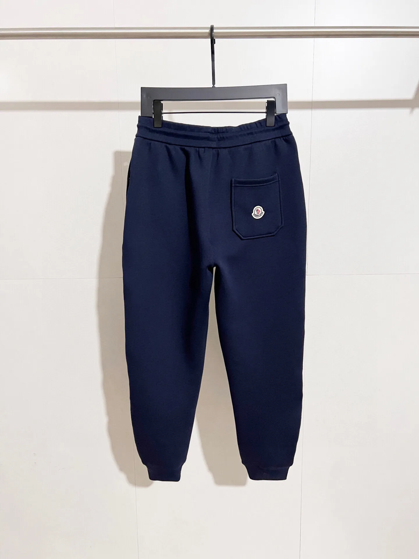 💰Coat 225, trousers 170, thickened air cotton🔥 Recommended hot items for foreign trade orders - Moncler's official website is synchronized with the new thickened air cotton casual jacket - using exclusively customized imported 480g air layer fabric, extremely comfortable upper body, complete custom accessories, exclusive quality differentiated currency, welcome to compare -Color: black sapphire blue -Size: M L XL XXL