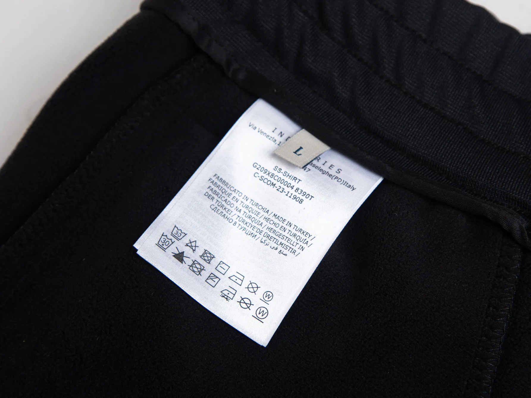 💰Coat 205, trousers 170, velvet style, popular recommendation for foreign trade orders - Moncler official website classic style, logo velvet and thickened casual jacket - Made of exclusive custom-made velvet and thickening, threaded in the same vat, custom-made accessories are complete, exclusive quality difference currency, welcome to compare -Color: black royal blue -Size: M L XL XXL