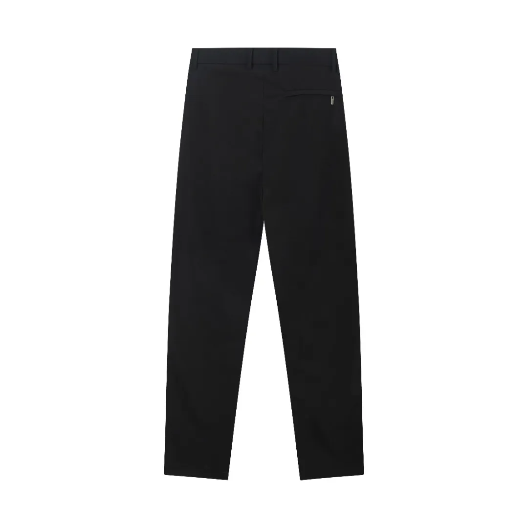 P250 Moncler spring and summer new model, two-color high-quality thin business casual fashionable ice silk trousers. Smooth, comfortable, anti-wrinkle and traceless good trousers. 🗯Soft texture, slightly elastic to the touch, cool ice silk trousers. Waist elastic band, fashionable version design. 🗯 Neat and neat line routing, suitable for both business and leisure! It can be easily controlled by all body types. Two classic colors are available. 🗯New summer product. Versatile and easy to match. The upper body is very simple, handsome and stylish. Both men and women can easily control it. Color: Black Gray Size: M-XXXL