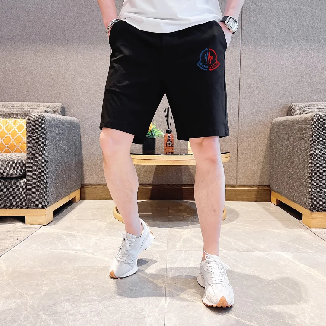 P290 💰 Brand [MONCLER] 2025 new men’s short-sleeved shorts suit! Synchronous sales on the official website! High-end version on the market! It feels delicate and soft! Make you more comfortable to wear! The draped silhouette is awesome! Size: M-5XL (please state your height and weight when placing an order)