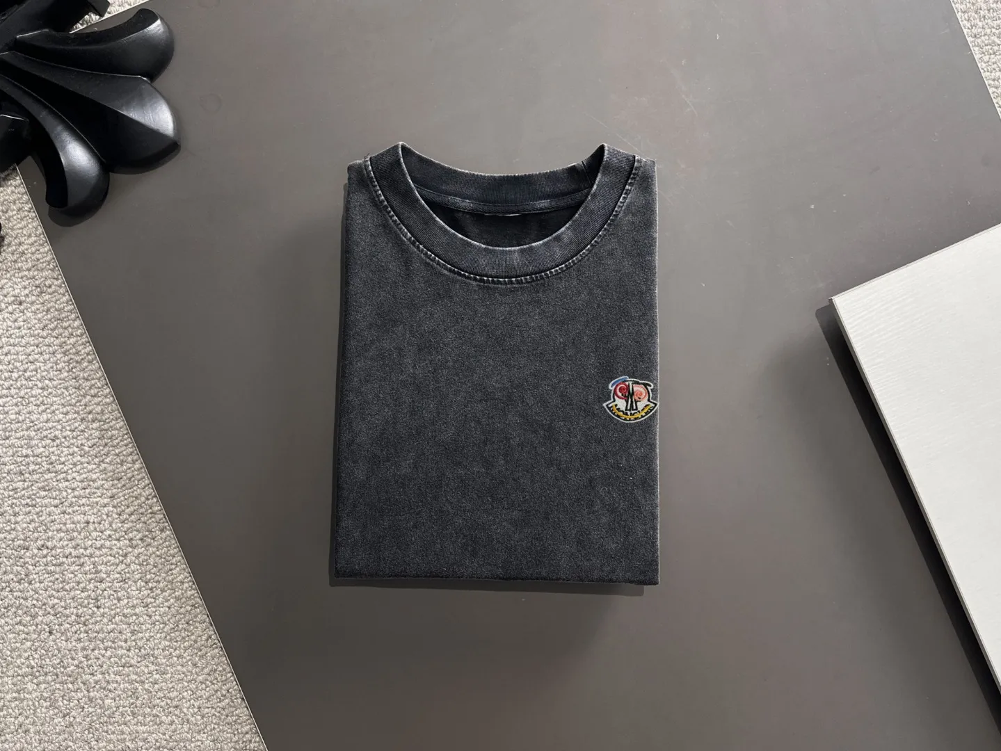 Next day shipping P460 MONCLER/Mongolian high quality 2025 spring and summer new casual heavy industry suit exclusively developed by yb! High quality production! Imported custom-made fabrics for foreign orders, with high breathability and comfort, impeccable details, brand element design concept, delicate and soft feel! It presents a casual cut and the upper body shape is great! On sale simultaneously on the official website! From a high-end men's positioning brand, the low-key luxury taste is irresistible! Exquisite workmanship and impeccable quality! The overall style is simple, fashionable and timeless, fully meeting the requirements of stylish and tasteful dressing! Size: S-XXL