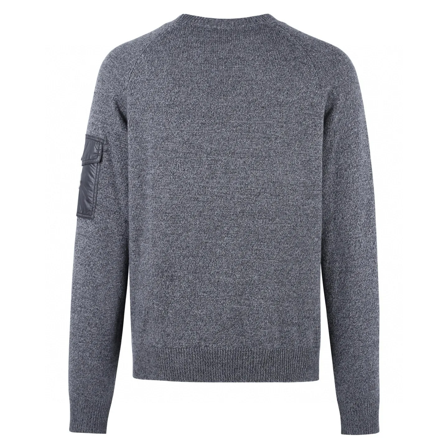 P400 [Exclusive supply] Moncler Hooded Sleeve Pocket Crew Neck Sweater. The original version was purchased for 6,950 and developed. The fabric is made of 30% wool double-ply blended wool. The main body of wool ensures the warmth and comfort of the clothing. The addition of a small amount of nylon and spandex significantly improves the elasticity and wear resistance. The ribbed decorative parts are made of 100% wool, which further enhances the overall texture. Through a high needle count and fine gauge loom, combined with the orderly direction of the internal yarn, the floating yarn is cleverly woven and stored, with almost no unnecessary thread mess. The nylon pockets on the sleeves are embellished with the brand logo, which is low-key and luxurious. Size:S-M-L-XL