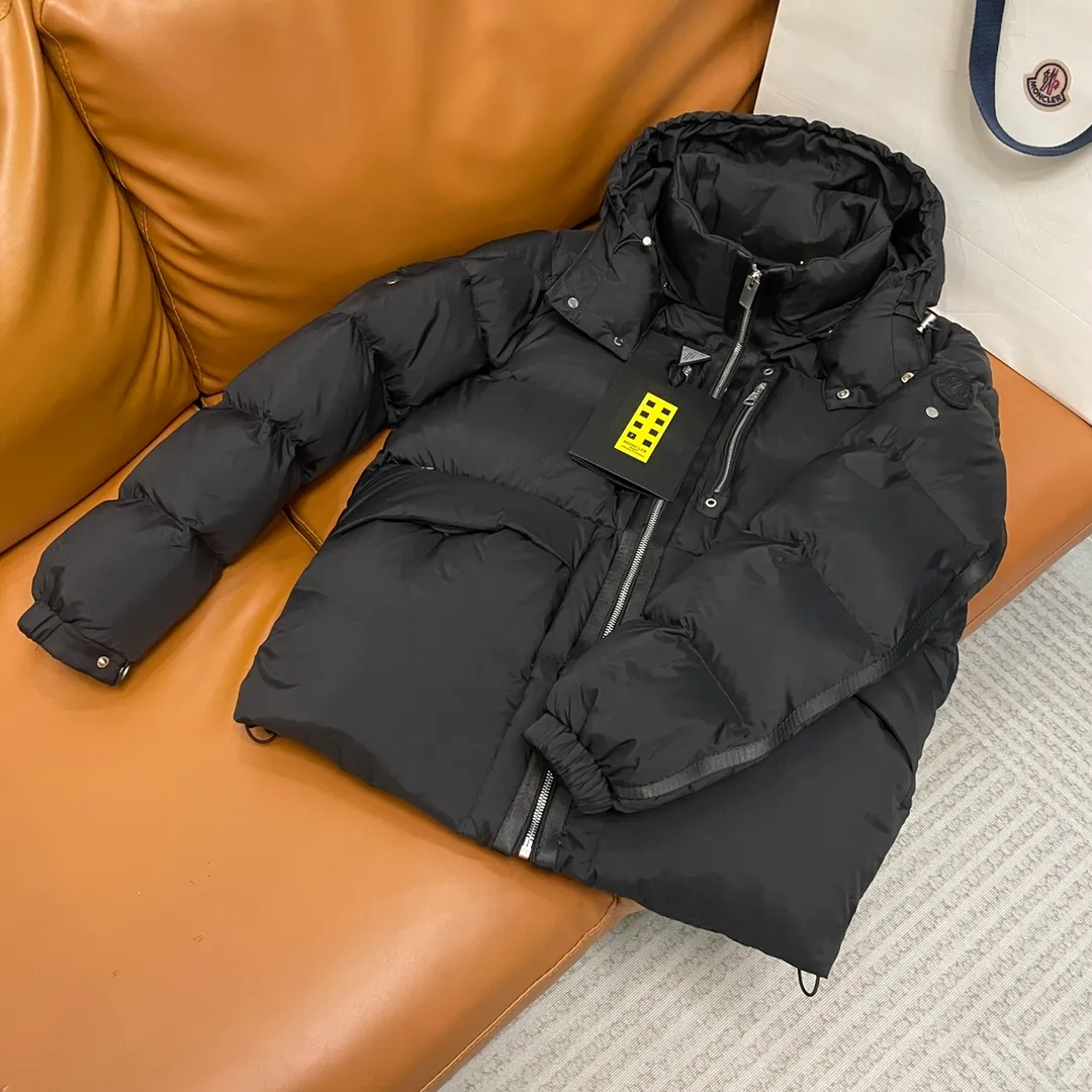 P900 Moncler Meng Mouth Genius Designer Series, 𝐌𝐨𝐧𝐜𝐥 𝐗 𝟏𝟎𝟏𝟕 𝐀𝐋𝐘𝐗 𝟗𝐒𝐌 co-branded down; all celebrities have the same style. A favorite among amateurs, a dark horse among down.