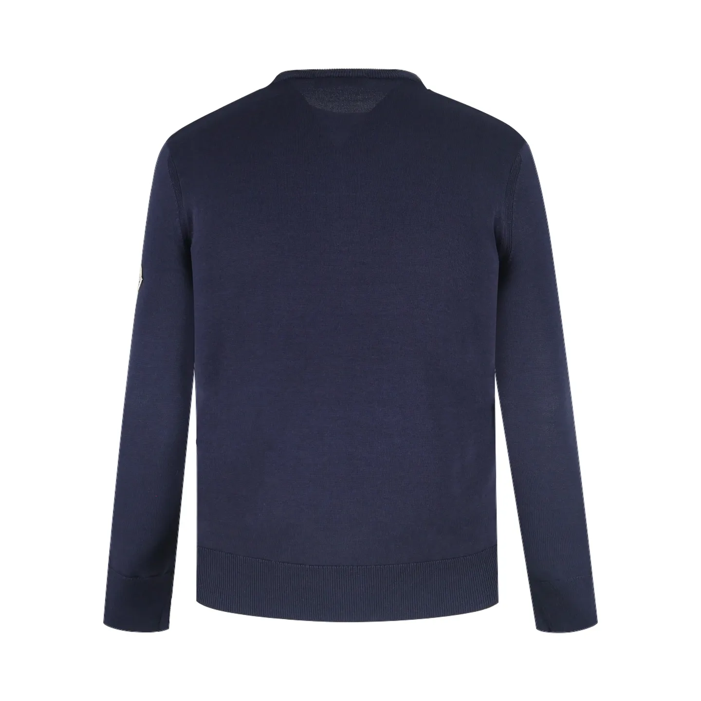 P440 Exclusive supply] Moncler color-blocked shoulder knitted sweater (navy blue). The original version was purchased and developed at 5550. It is spun with custom-dyed navy blue pure cotton yarn, and the computer plate-making positioning jacquard red and white color-blocked shoulder pattern. Made with imported 16-needle knitting machine. The small mark on the arm is embroidered with red and blue insignia using a BEHRINGER imported embroidery machine, and then a Czech sewing machine is used to sew the upper body side by side. Size:M/L/XL/XXL