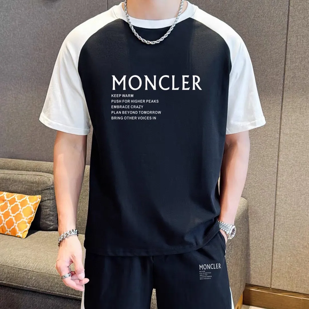 P570 Brand [MONCLER Mouth Covered] 2025 round neck short-sleeved shorts suit. The pure cotton fabric upper body will not be stuffy, the smooth and comfortable skin-friendly effect is more breathable, the fabric has its own texture, classic logo technology, a new interpretation from a unique angle, fashionable and versatile choice! Size: M-3XL (maximum wear: 190 pounds)