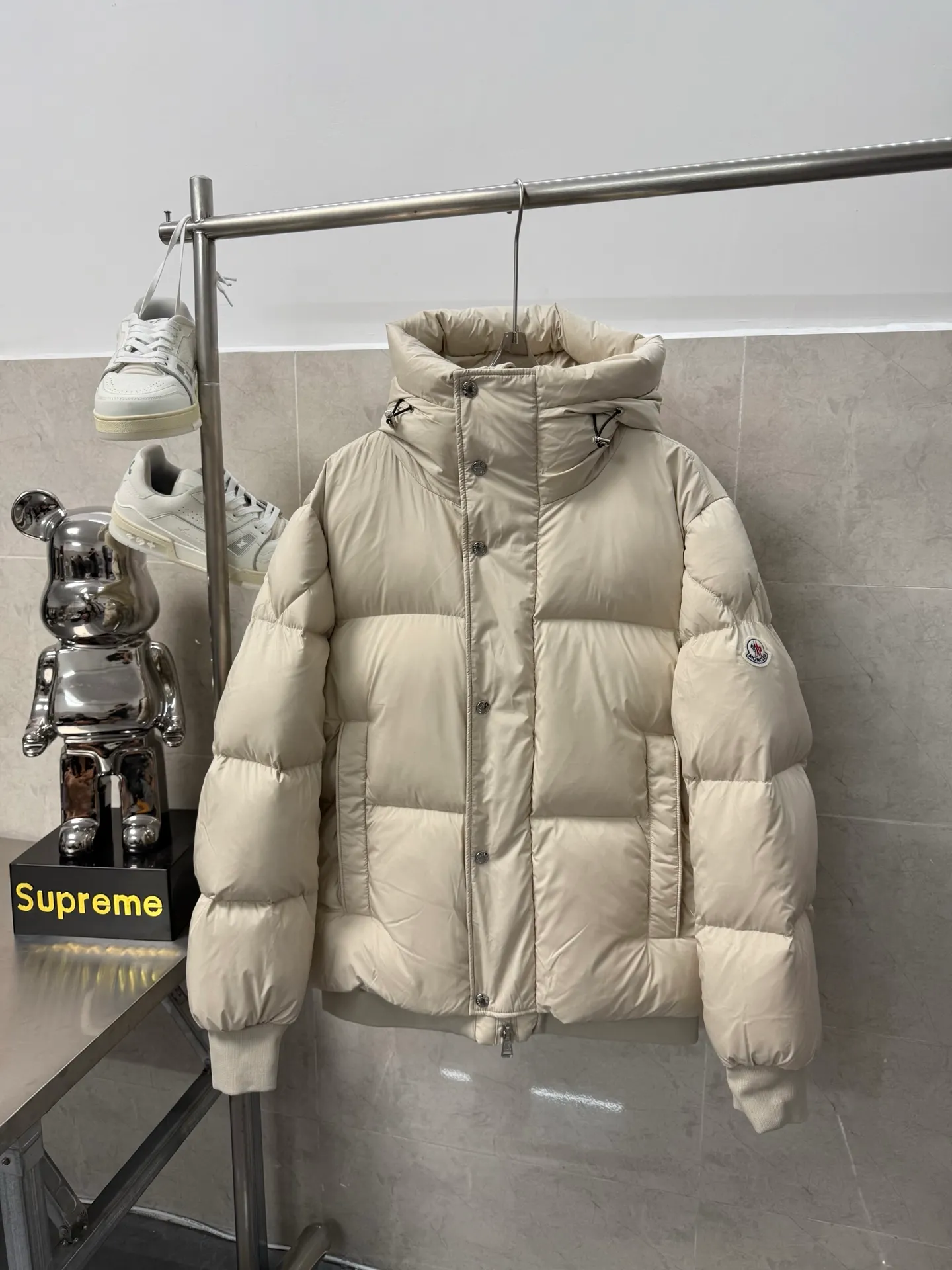 P980 Moncler autumn and winter new down jacket, top version, original customized hardware accessories, fully imported and original customized, full and fluffy, super heavy-duty, excellent fabric workmanship, perfect and super soft color, black, light khaki, size: 12345