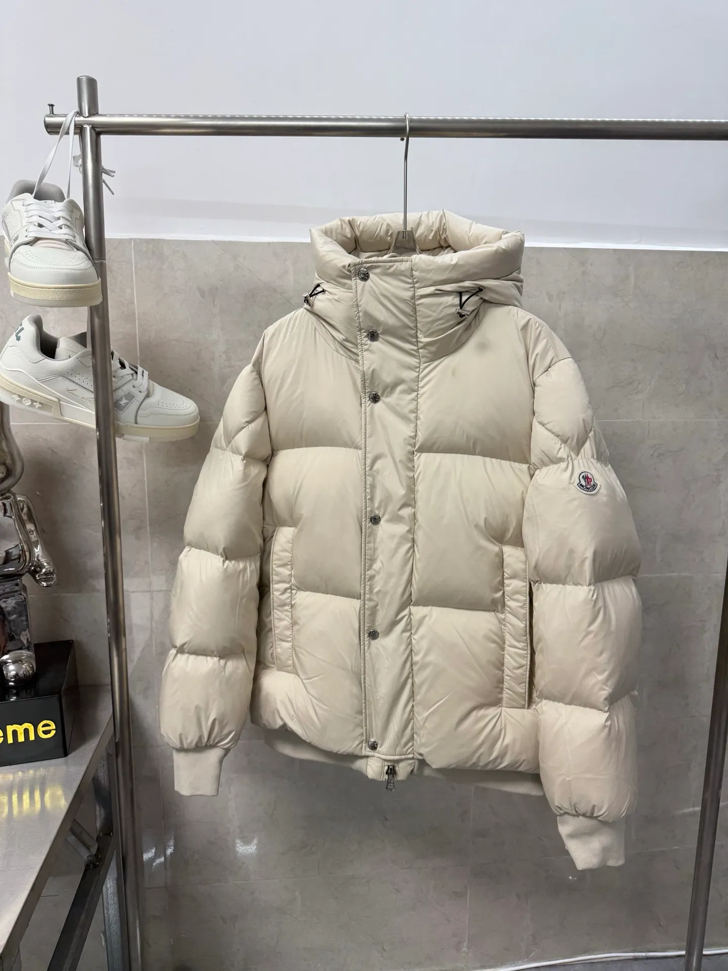 P980 Moncler autumn and winter new down jacket, top version, original customized hardware accessories, fully imported and original customized, full and fluffy, super heavy-duty, excellent fabric workmanship, perfect and super soft color, black, light khaki, size: 12345