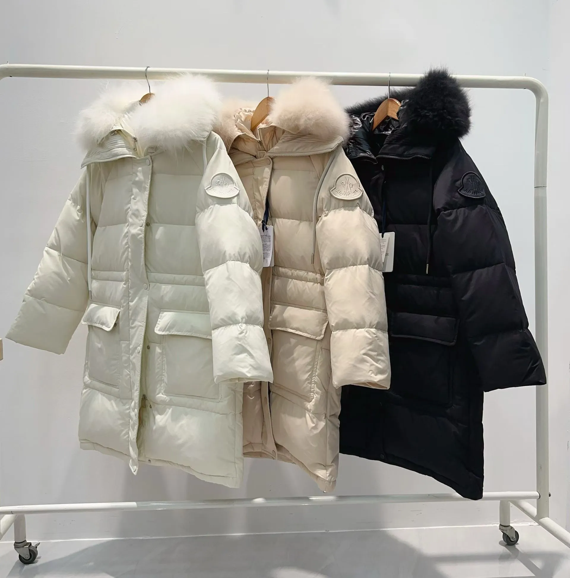 P1700 Moncler high-end series, Ruvuma mid-length down jacket Color: black white apricot Size: 0-1-2