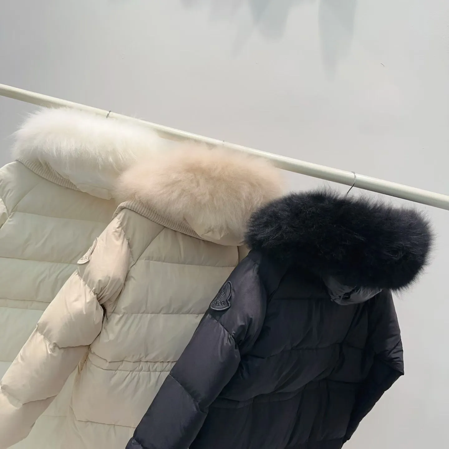 P1700 Moncler high-end series, Ruvuma mid-length down jacket Color: black white apricot Size: 0-1-2