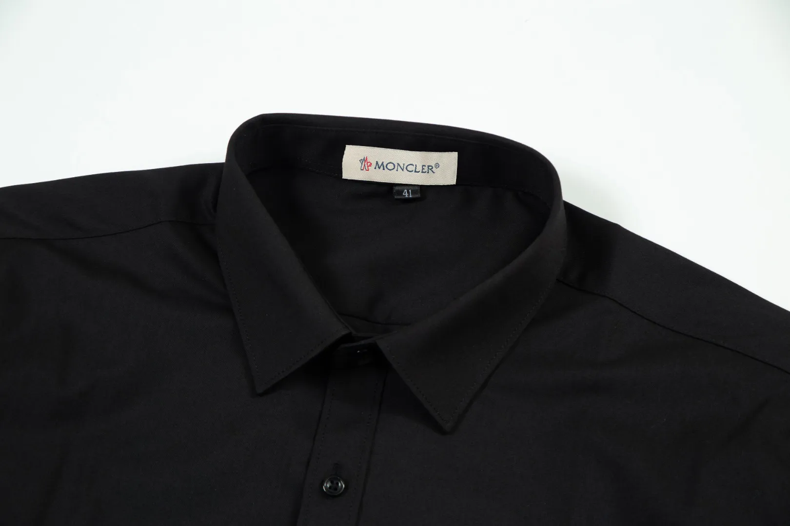 P270 Moncler official website classic brand logo design long-sleeved shirt, custom-dyed fabric, upper body full of high-end feel, pure cotton bamboo fiber fabric, high quality, same style for men and women. Size: 39-43 (M-3XL)