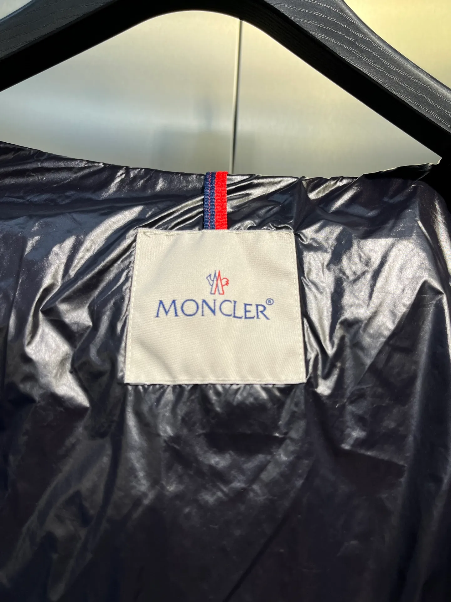 P1060 moncler🌟 Meng Mouth Exclusive Hot Style 2025 Autumn and Winter New Long Down Jacket Original Customized Hardware Accessories All Imported Original Customization Welcome to Compare Absolutely High Quality Made of Top-grade 90 White Duck Down Super Soft Filled with Fluffy and Full Super Heavy Workmanship Fabrics with Excellent Workmanship Perfect Version Note The Fabric is Super Comfortable Exclusive Model Non-Market Goods Uniform Sizes for Men and Women Size: 12345