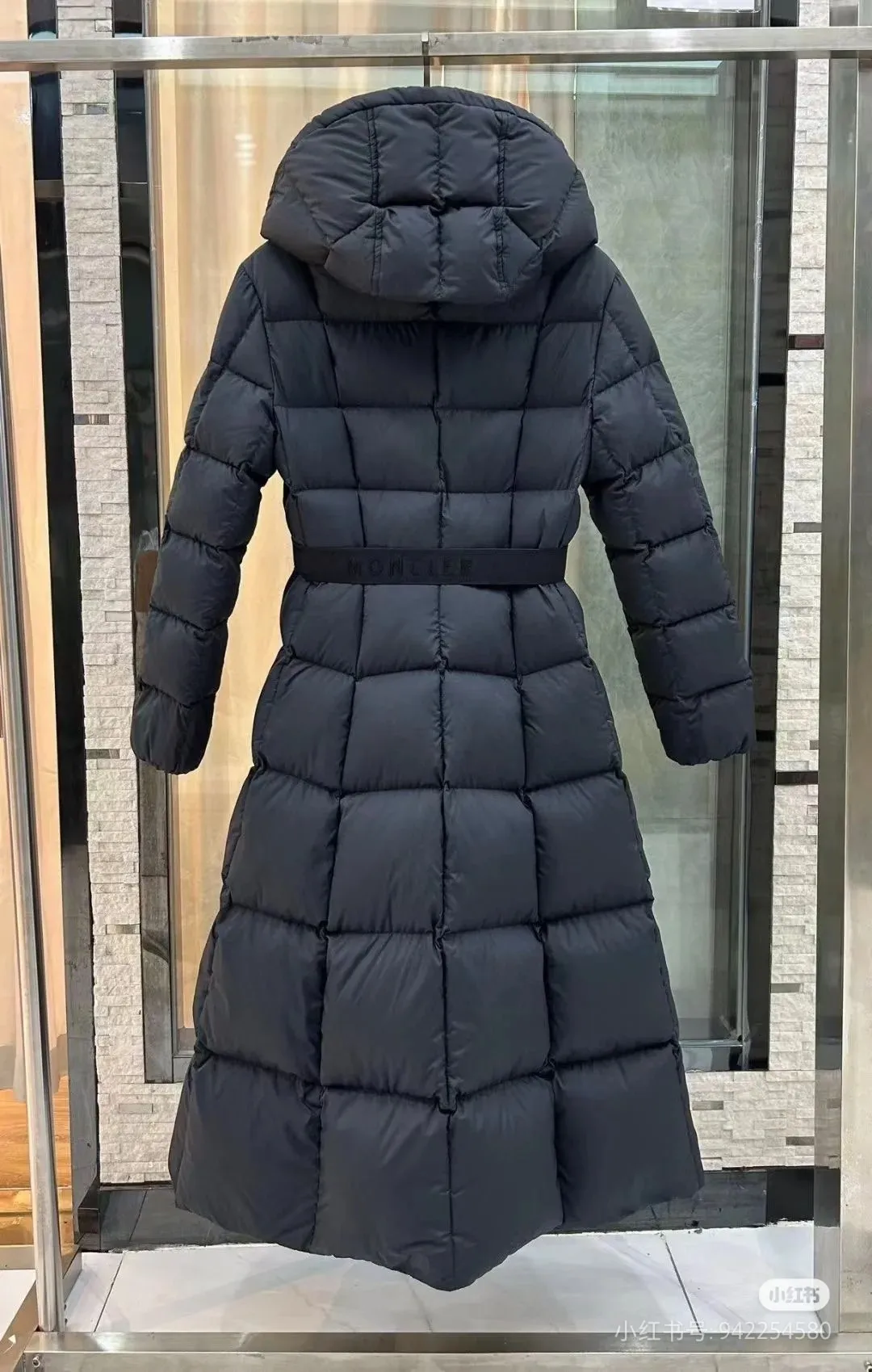 P980 Moncler. Princess on the Run Black Size 0123