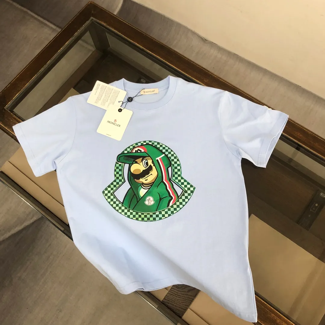 P150 MONCLER 25 latest short-sleeved T-shirt for couples ~ Brand new element pattern printing design ~ The upper body of the fabric is comfortable and breathable, not stiff, slim cut, made of high-end custom-made pure cotton fabric! The upper body is comfortable and stylish, and it can be worn alone as an inner layer. It is a must-have for fashionistas! ! ! Color: Black White Orange Royal Blue Light Blue Size: S M L XL (Loose fit! Please indicate your height and weight when placing an order)