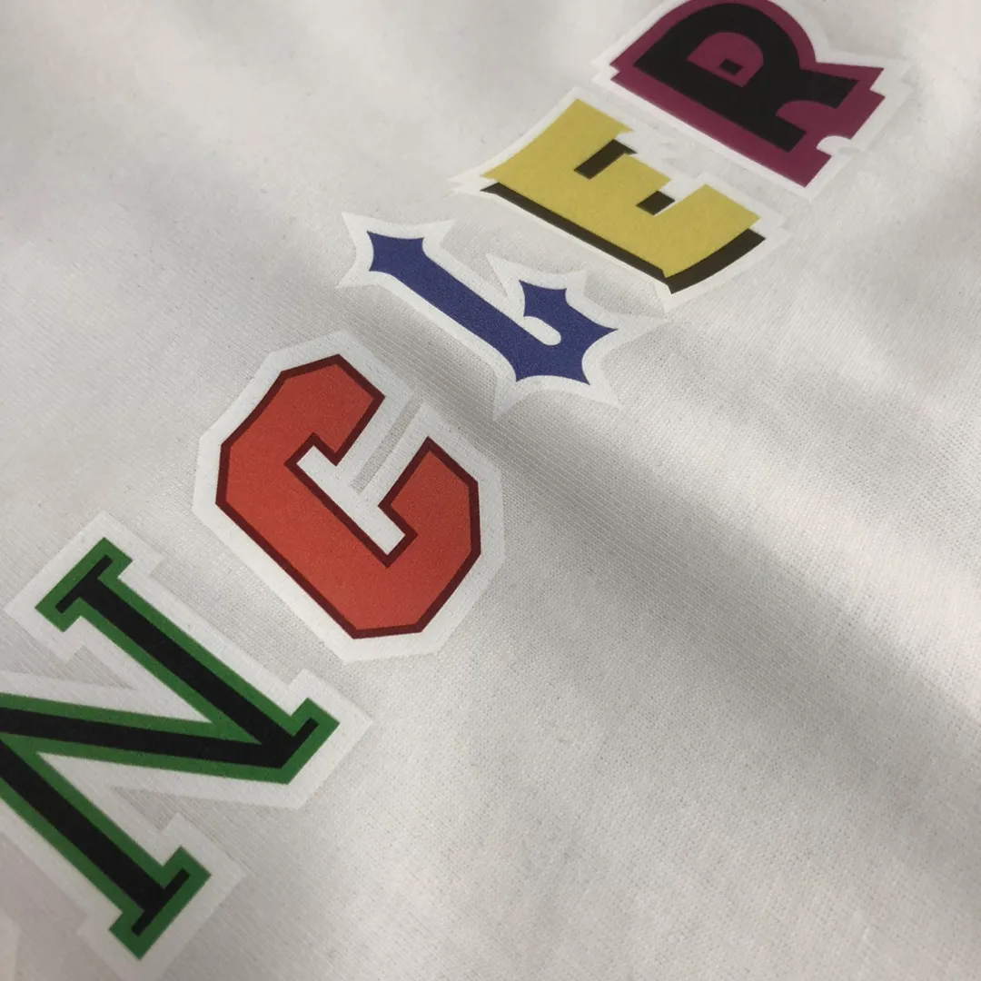P160 🔥MONCLER The latest short-sleeved T-shirt for couples ~ Featured brand contrasting letter printing ~ The fabric upper body is comfortable and breathable, not stiff, slim cut, made of high-end custom-made pure cotton fabric! The upper body is comfortable and stylish, and it can be worn alone as an inner layer. It is a must-have for fashionistas! ! ! Color: black white Size: S～XL (loose version, please state your height and weight when placing an order)