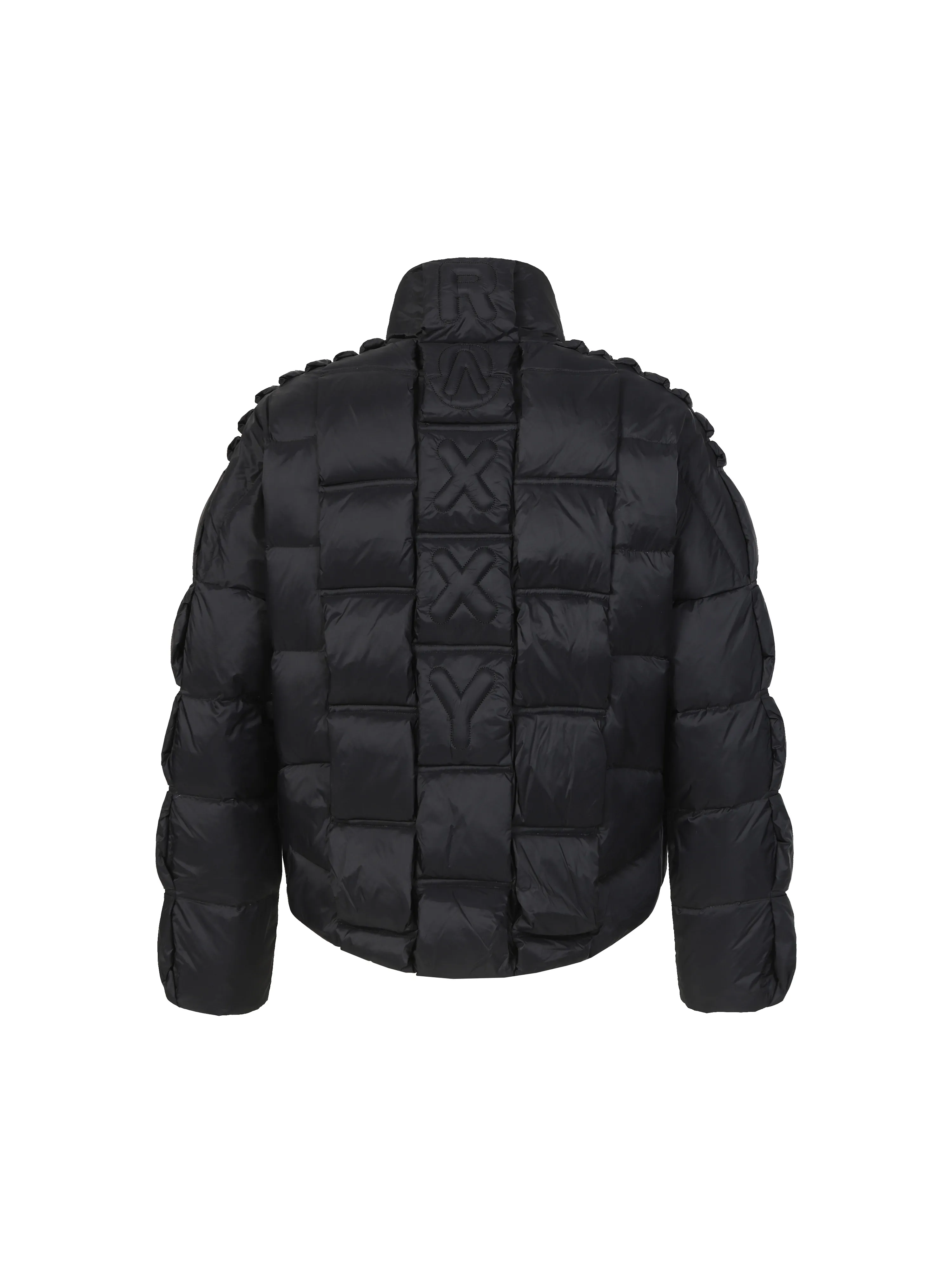 P920 Moncler Premium goose down filling ➕Original replacement fabric ➕Original matching hardware. The tag bar code is complete and consistent with the official website. The tag has built-in NFC electronic induction anti-counterfeiting. Supports multiple anti-counterfeiting verifications • Made of lightweight tear-resistant fabric • Fine tear-resistant fabric lining • Zipper opening and closing • Hidden pockets • Windproof placket • Zipper opening and closing • Quilted patch, filled with down • Co-branded felt logo patch Color: Black/White Size: 0 1 2 3 4