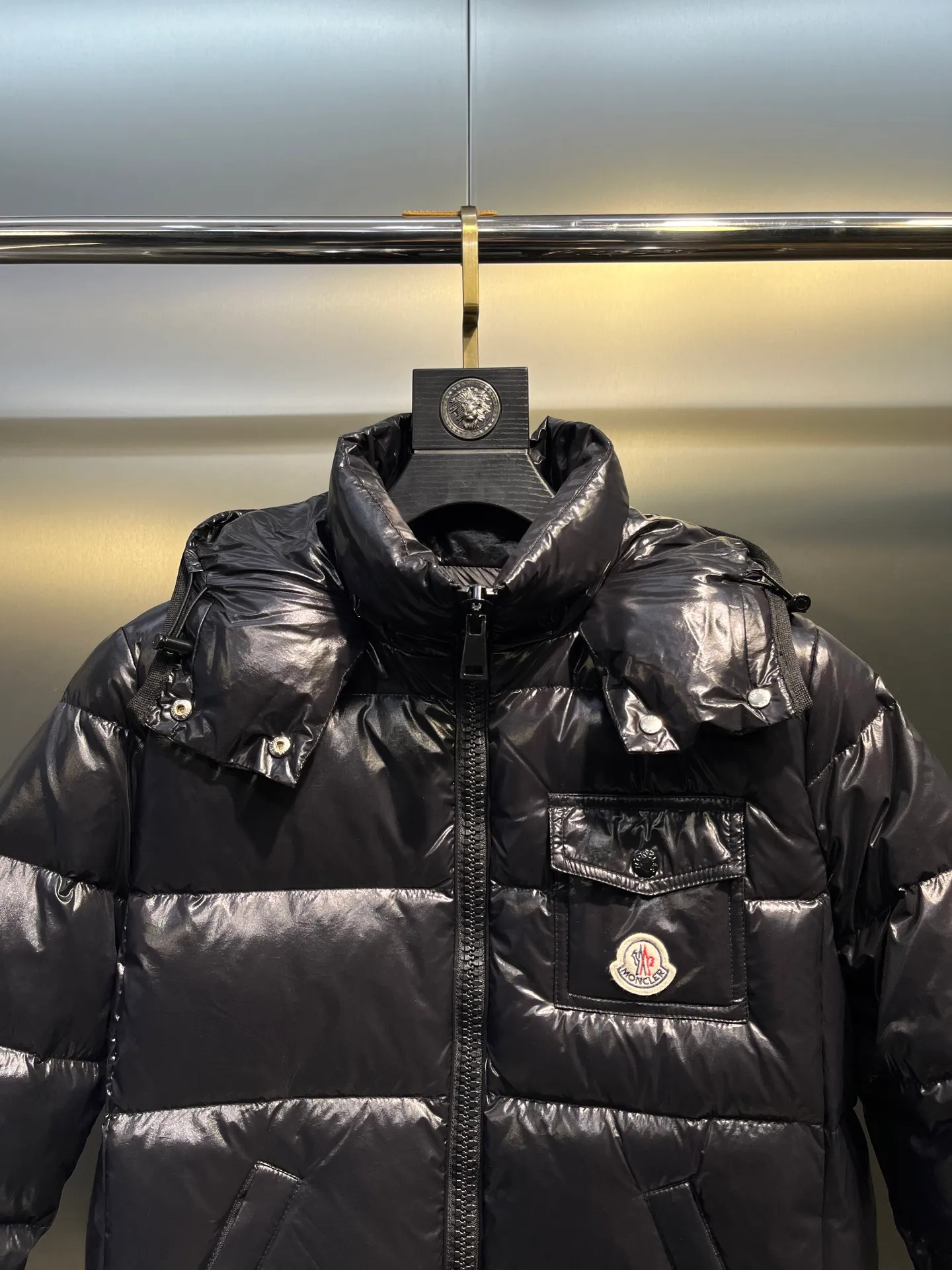 P760 moncler🌟down jacket, original custom-made hardware accessories, all imported and original customization, welcome to compare, absolutely high quality, using top-grade 90 white duck down, super soft, fluffy and plump, super heavy-duty, fabric workmanship, perfect version, pay attention to the fabric, super comfortable, exclusive model, non-market goods, same sizes for men and women.  size: 0123