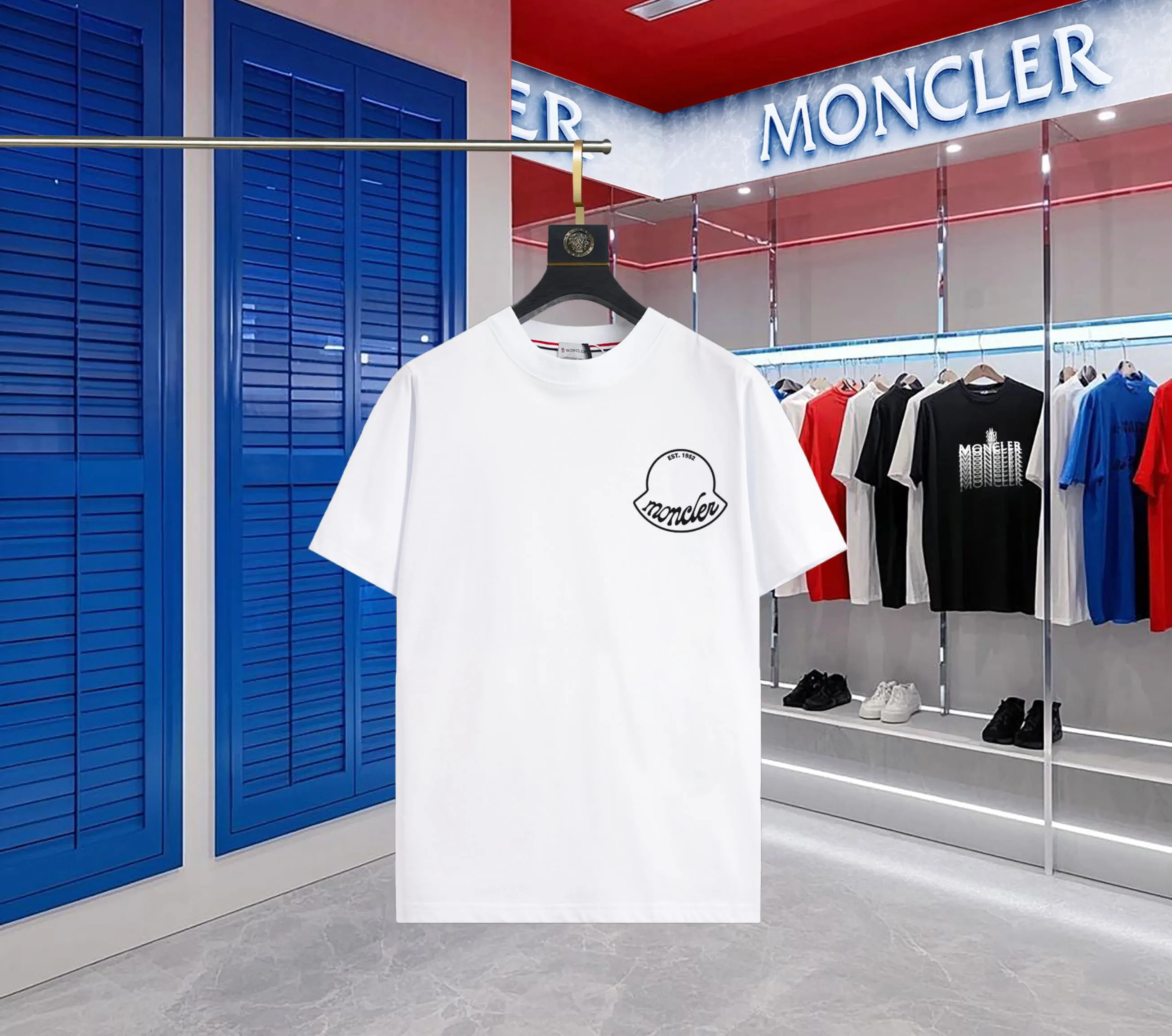 P140 💰Upgraded version "Mobile phone smart sensor ~ NFC chip armband ~ direct access to the official website for anti-counterfeiting" "Moncler ~ Mouth Mouth" 2025 new high-quality round neck short-sleeved T-shirt. The cuffs have imported embroidered labels. Customized dyeing, very comfortable to touch. Super versatile and good-looking short-sleeved. Complete with three labels. Non-market ordinary version. Feel free to compare. Quality is absolutely guaranteed! ‼ First of all, this original fabric is all custom-woven with 32-count double yarn fabric, 250G, and the weight is the same‼ Fine workmanship, double waistcoat method, double waistcoat method, double waistcoat method makes the whole dress more three-dimensional, which is not a craft that ordinary T-shirts can achieve🤪 Size: S-M-L-XL-2XL Color: black, white, apricot, same style for men and women