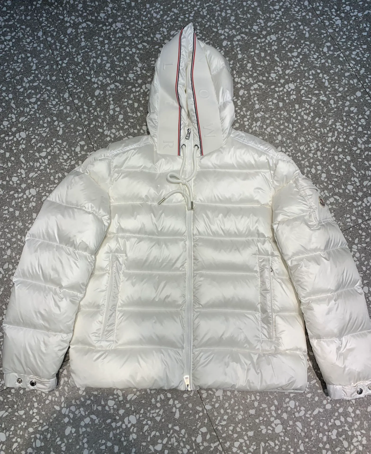 P800 🆕❤️2023🆕Moncler new Pavin short hooded down jacket, same style for men and women Color: black, white Size: 12345