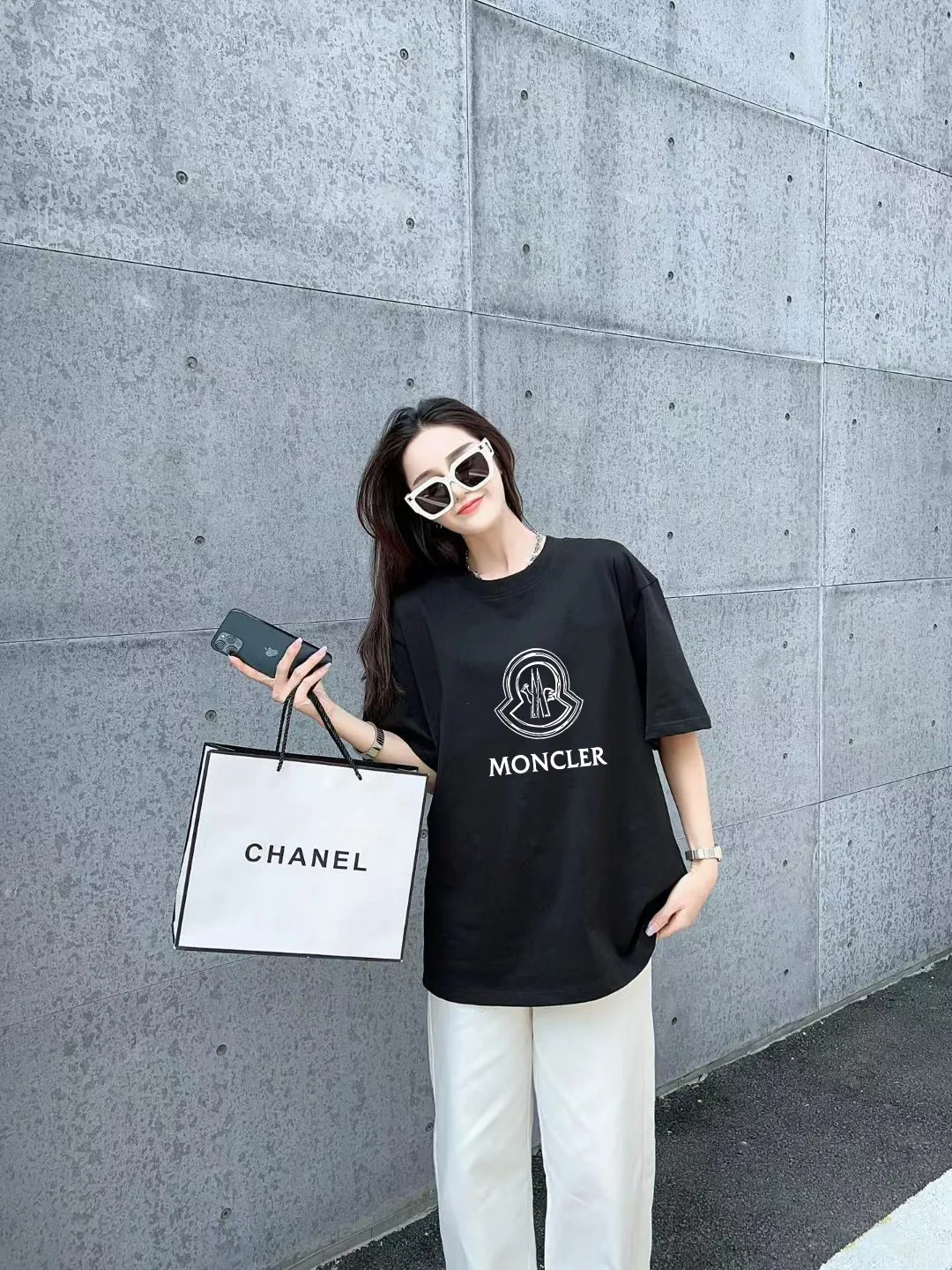 P140 🔥 [MONCLER] 2025FW short-sleeved T-shirt LOGO printing, high-end 26s double yarn 300g fabric, heavy fabric, custom stretcher rib, same vat and dye, complete three standards, same style for men and women, color: black, white, size: S M L XL 2XL