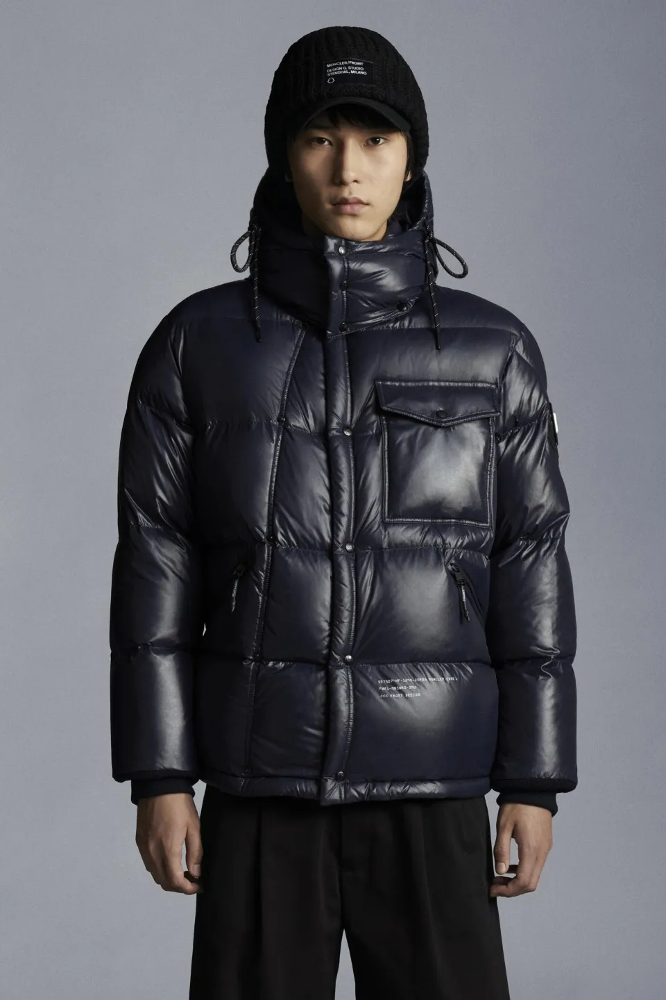 The P740 muzzled #Anthemyx men's jacket is made of shiny patented nylon and is a boutique #046 model from the 7 Moncler Frgmt Hiroshi Fujiwara collection.