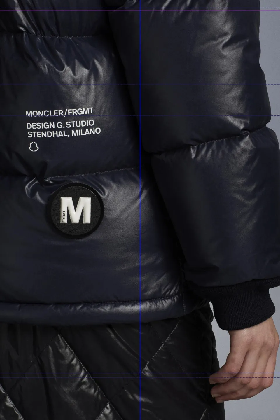 The P740 muzzled #Anthemyx men's jacket is made of shiny patented nylon and is a boutique #046 model from the 7 Moncler Frgmt Hiroshi Fujiwara collection.