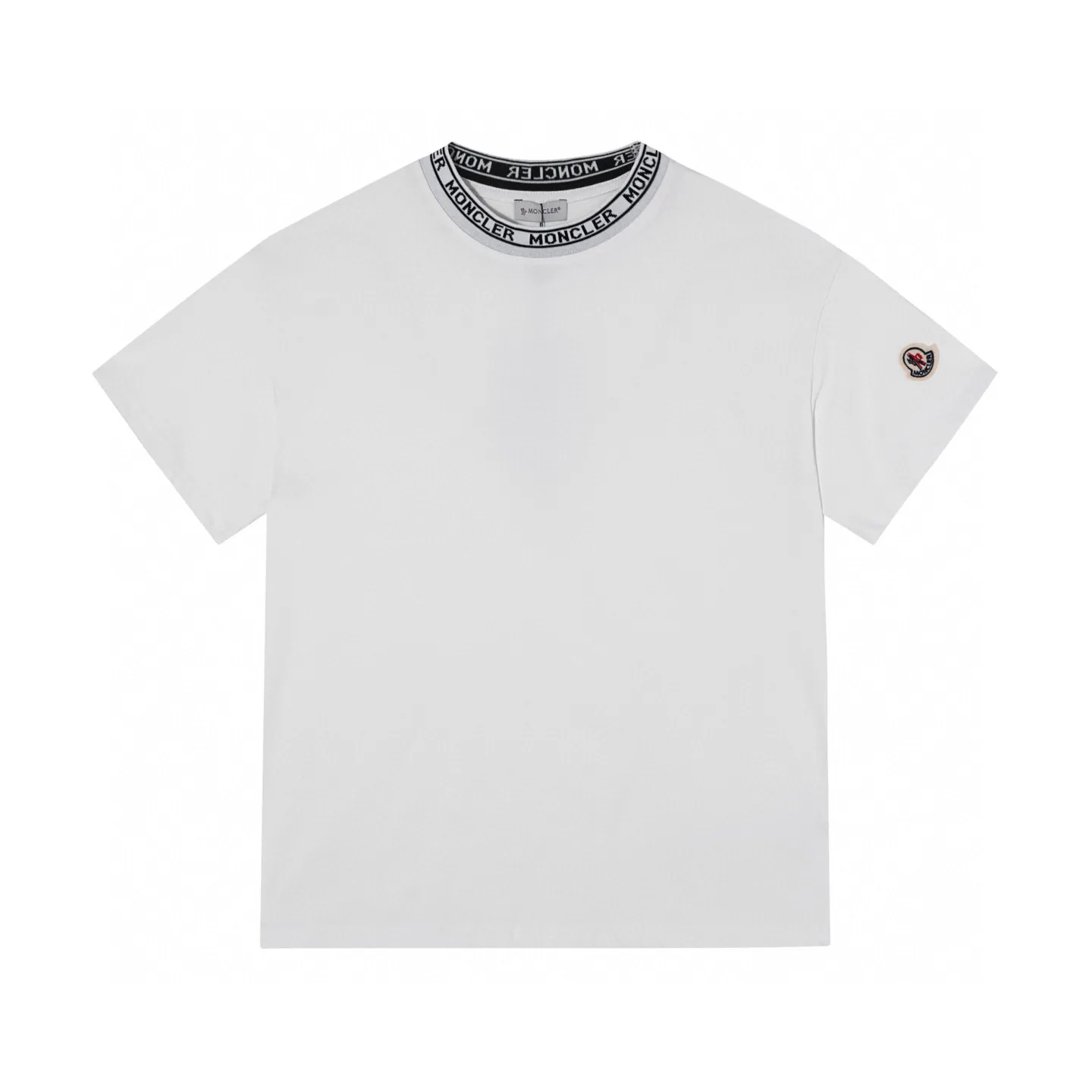 P134 Style No.: 816 〈MONCLER〉The price of the MONCLER is actually quite advantageous. Those who have been to the counters should know that the price of the MONCLER is not much cheaper than Gucci Burberry. It is just relatively low-key and unwilling to hype. It is a picture that you want to buy or not. It has an arrogant existence... Exclusively customized 270g 32-count double-yarn smooth cotton. The texture is very soft and comfortable. 100% different from the top fabrics in the market (does not shrink, deform, or pill). Matched with 320g 1*1 thread (fabric thread is dyed in the same vat, no color difference, thread is not easy to deform) Color: black white light floral gray burgundy code number: S-XL
