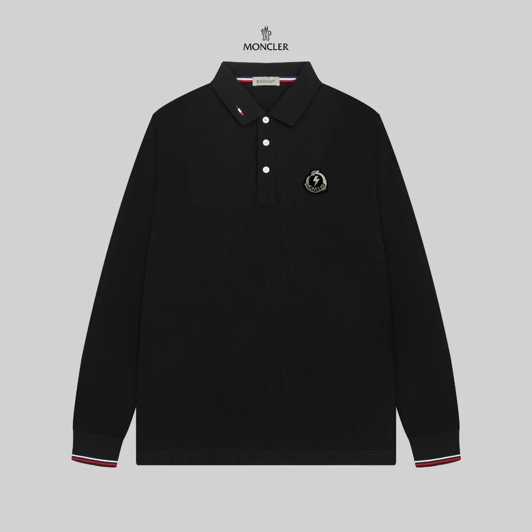 P210 MONCLER/Mask 25SS new logo embroidered lapel long-sleeved Polo shirt.  A simple yet refined T-shirt. The best item to create a modern and elegant look. Excellent channel product! Customer-supplied Piquet porous fiber pique cotton fabric, which can be called a "breathing fabric."  The unparalleled texture is inseparable from the exquisite materials used in craft tailoring. The craft knitted quilted design makes the hand feel extremely smooth and delicate without any roughness. The original logo design is more luxurious and noble. The upper body is comfortable and classy. The hand feels very smooth and soft. It can be easily controlled regardless of business, fashion or leisure. The age span is very large, which conforms to the trendy and practical dressing customs. It is the first choice for senior urban fashion people.  Black/white/Tibetan orchid Size: M~3XL
