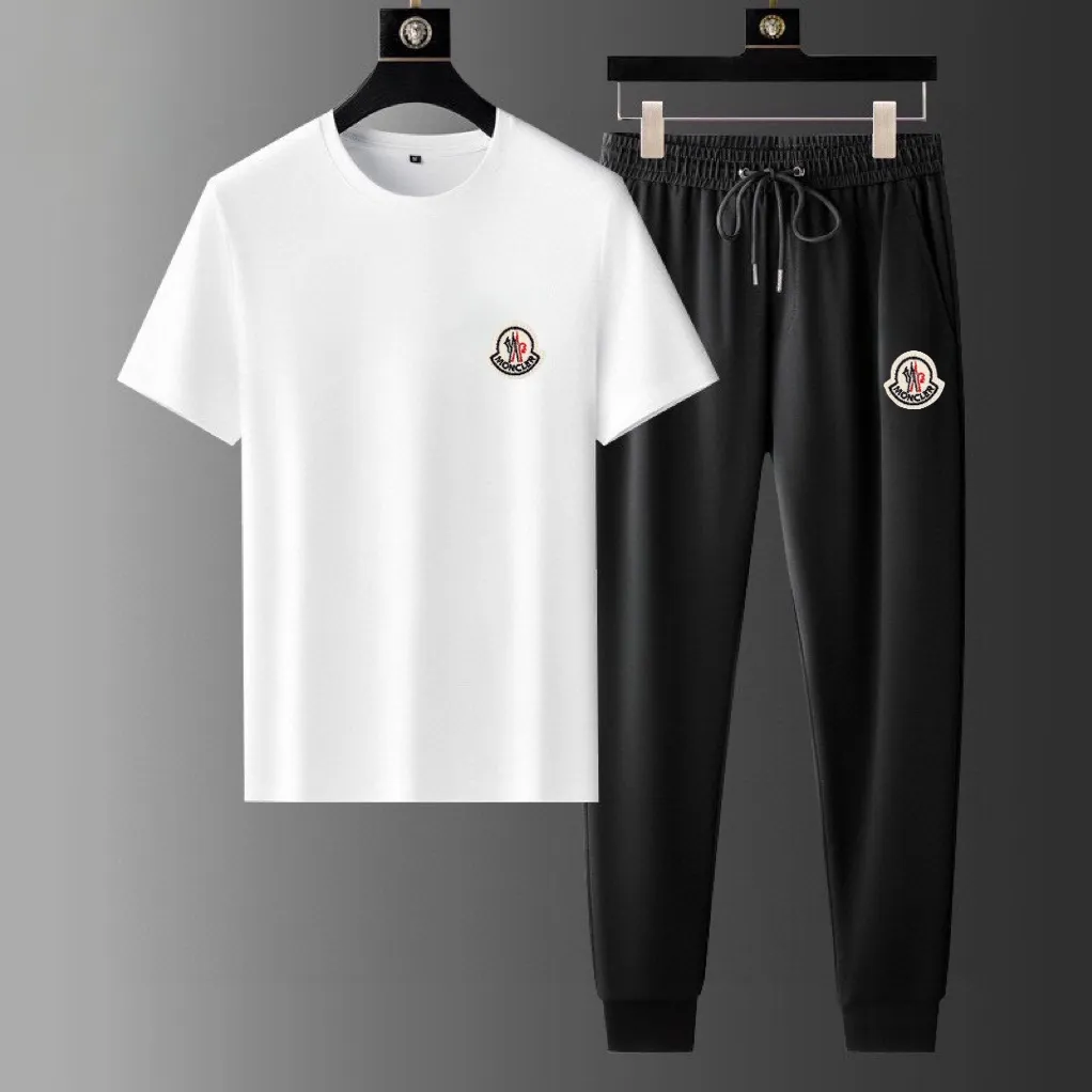 P330 💰【MONCLER】(Fat Man's Gospel) The same style as the 2025 official website. World-renowned luxury brand. Summer men's (double mercerized) high-quality 🐂 suit. It is made of imported original fabrics. It is a trendy style of the season and a versatile hit. Simple and elegant, precise workmanship allows you to be at the top of fashion. Size: M-5XL (can be worn up to 220 pounds)