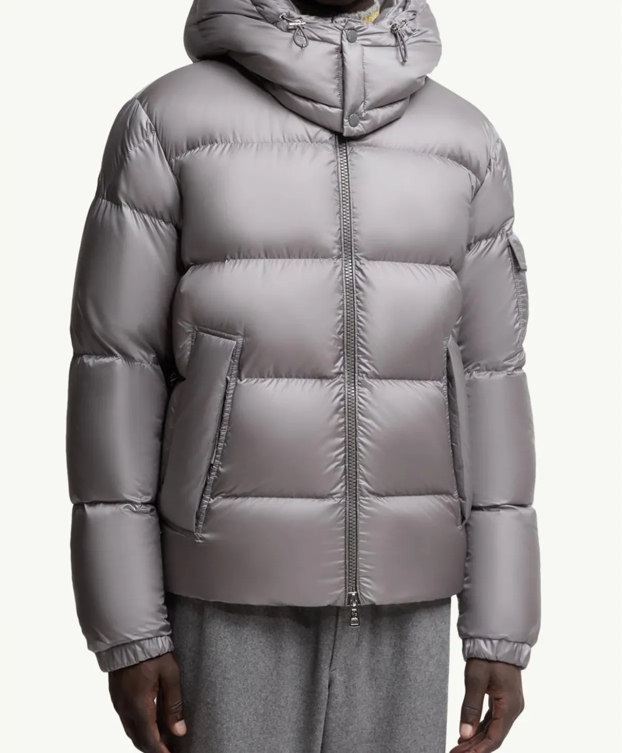 P880 Moncler. 25 new couyere. Classic Mayan version, black gray, size 12345