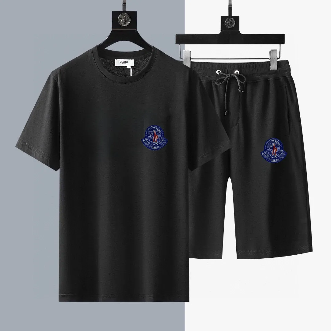 P280 Brand【MONCLER】2025 new men's short-sleeved shorts suit! Synchronous sales on the official website! High-end version on the market! It feels delicate and soft! Make you more comfortable to wear! The draped silhouette is awesome! Size: M-5XL (please state your height and weight when placing an order)