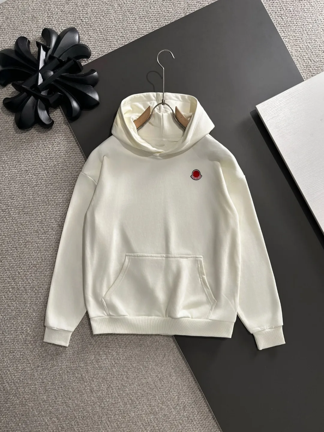 Next day shipping P720 MONCLER/Mongolian high quality 2025 autumn and winter new casual heavy industry hooded suit exclusively developed by yb! High quality production! The top version of the trading company channel order, external orders for imported custom fabrics, high breathability and comfort, impeccable details, absolutely worth buying! This type of suit is also a must-have for lazy people. You don’t have to think about how to match it, you can just get it in one set! Brand element design concept, delicate and soft feel! It presents a casual cut and the upper body shape is great! On sale simultaneously on the official website! From a high-end men's positioning brand, the low-key luxury taste is irresistible! Exquisite workmanship and impeccable quality! The overall style is simple, fashionable and timeless, fully meeting the requirements of stylish and tasteful dressing! Sizes: S to XXL (or state your height and weight when placing an order)