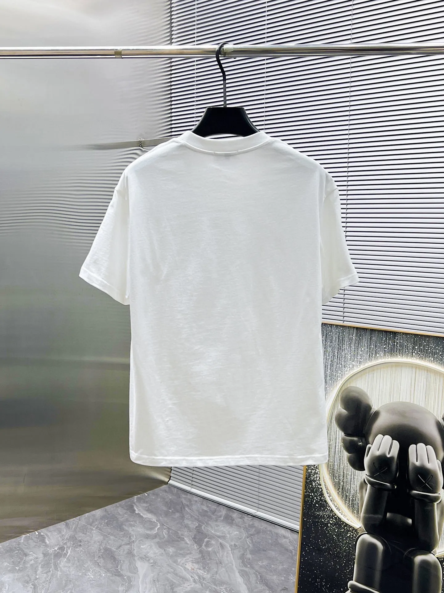 P560 Brand [MONCLER Mouth Covered] 2025 round neck short-sleeved shorts suit. The pure cotton fabric upper body will not be stuffy, the smooth and comfortable skin-friendly effect is more breathable, the fabric has its own texture, classic logo technology, a new interpretation from a unique angle, the first choice for fashion and versatility! Size: M-3XL (maximum wear: 190 pounds)