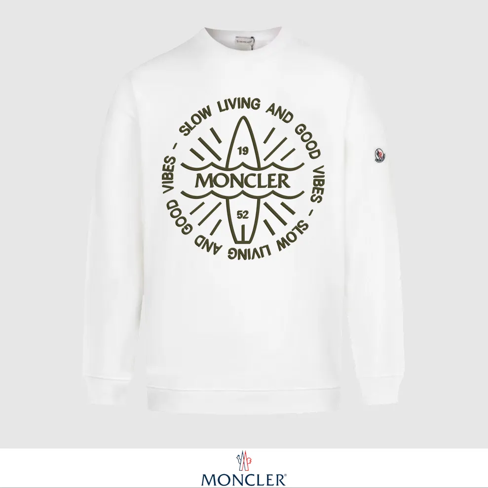 P240 Recommend the most popular Moncler masked 380g printed terry crew neck sweatshirt. Breathable pure cotton fabric. The texture is very soft and comfortable. No shrinkage, no deformation, no pilling). Original customized accessories. Collar label. Wash mark. Hang tag. Packaging (perfect details). Color: White. Black. Size: XS S M L.