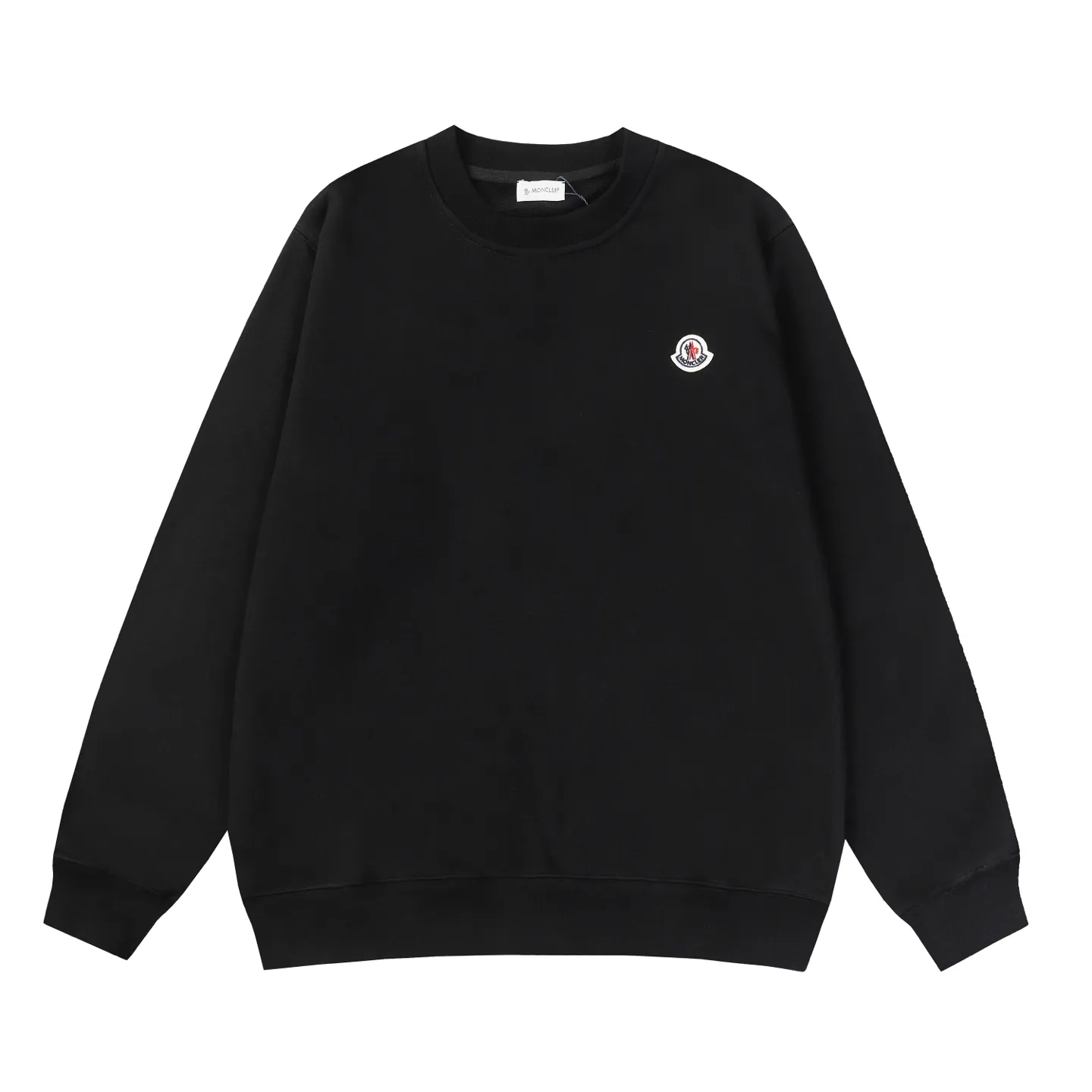P194 Style No.: 850 〈MONCLER〉Basic Meng Mouth Round Neck Sweatshirt. The price of Meng Mouth Sweatshirt is actually quite advantageous. Those who have been to the counters should know that the price of Meng Mouth sweatshirt is not much cheaper than Gucci Burberry. It is just relatively low-key and unwilling to hype. It is a picture that you want to buy or not. It has an arrogant existence... ✅460g 100% pure cotton wool fabric OS version is too large ✅Combined with the original high weight double yarn thread ✅Correct three-needle and five-thread craftsmanship chain edge Color: Black White Royal Blue Sky Blue Size S M L