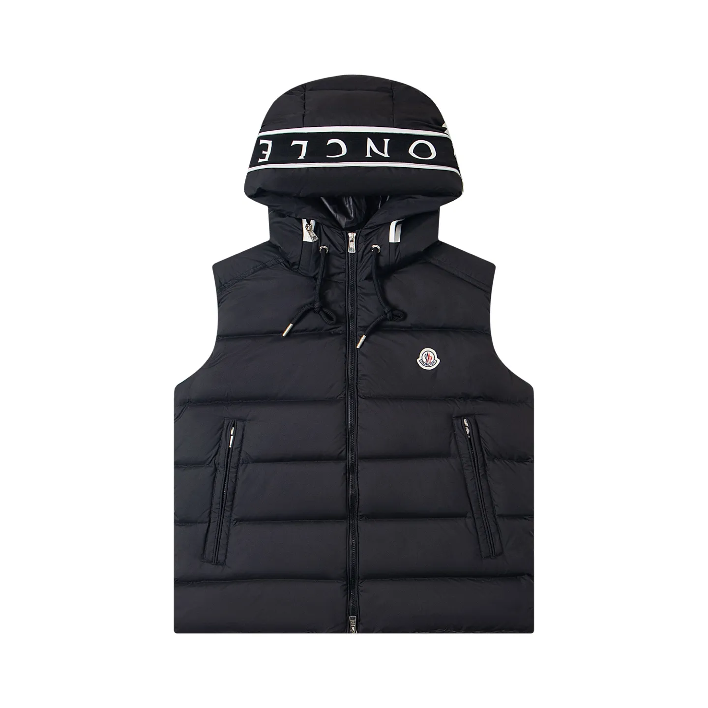 P640 Moncler/hooded down vest. Original custom-made hardware accessories. All imported and original customization. Welcome to compare. Absolutely high quality. Use top-grade 90 white duck down. Super soft. Filled with fluffy and full feathers. Super heavy-duty. Fabric workmanship. 👍Perfect version. Note⚠The fabric is super comfortable. Exclusive model. Non-market product. Same style for men and women. Size: 1-6