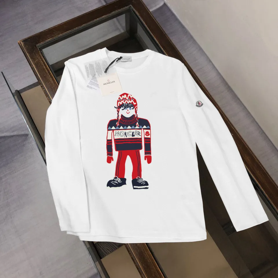 P180, a non-off-the-shelf model, you can trust it. Moncler printed long-sleeved T-shirt, 240g breathable cotton fabric, very soft and comfortable texture, does not shrink, does not deform, does not ball), can be worn alone as a base layer. Original customized accessories, collar label, care mark, hangtag, packaging (perfect details) Color: White Black Size: XS S M L