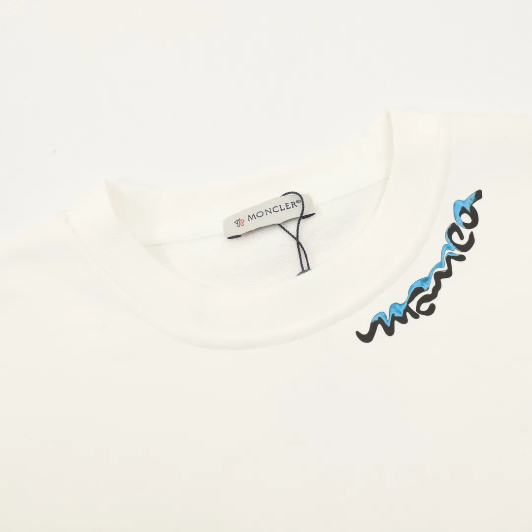 P460 Moncler 25FW round neck sweatshirt with letter collar, 480g high-grade combed cotton fabric, counter collar label, purchasing grade white thick plate tag, original hanging grain, three-dimensional foam printing on the front and back, strong layering, same style for men and women, couple style, oversize version, loose size: S-XL