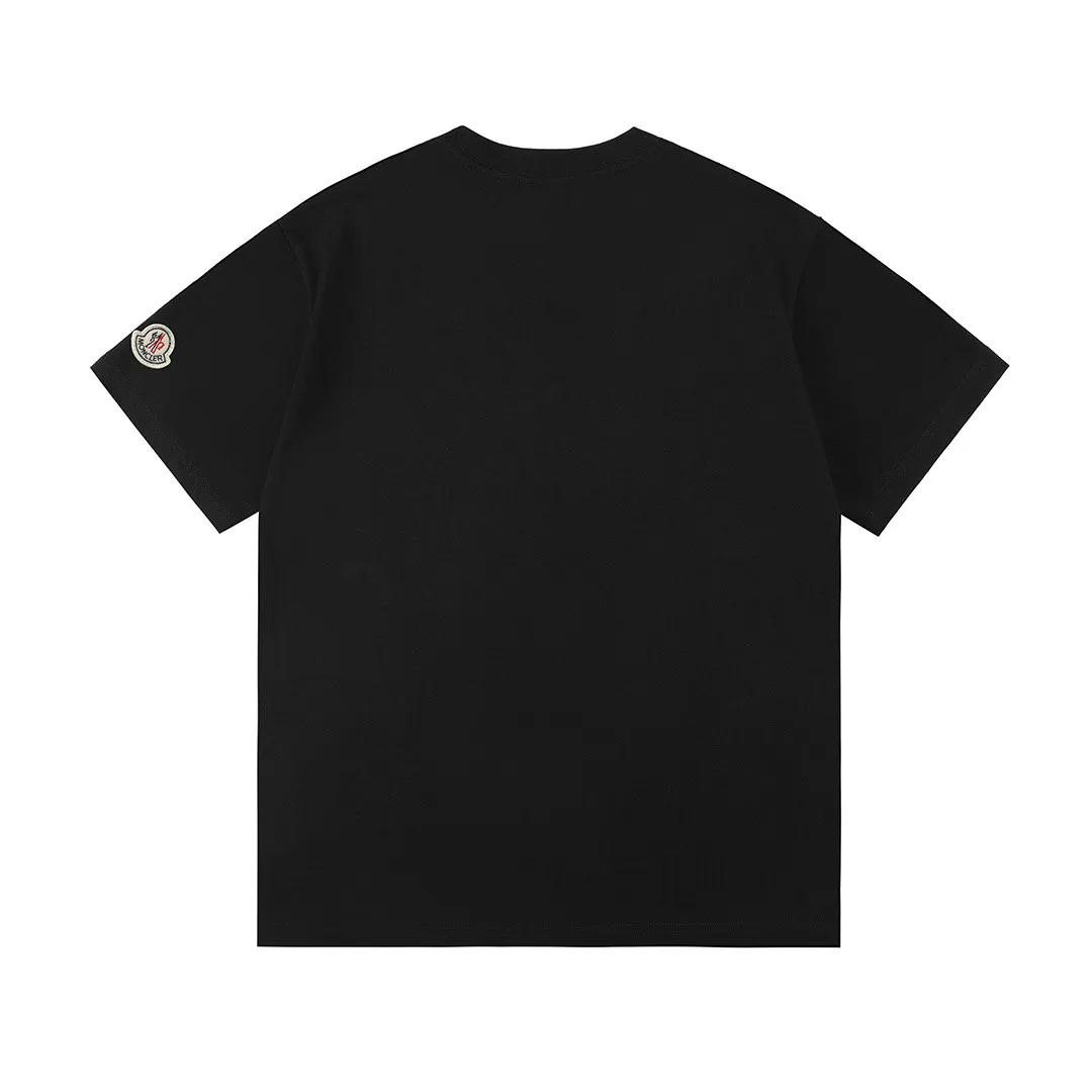 P150 Moncler 2026 official website new model Imported high-density heavy-duty embroidered letter logo Customized small armband Same style for men and women Short-sleeved T-shirt ·Customized 300g 100% double yarn pure cotton fabric ·Dyeing 32 double-strand threads ·Collar label, hangtag, main mark and three complete labels Color: black Size: XS S M L