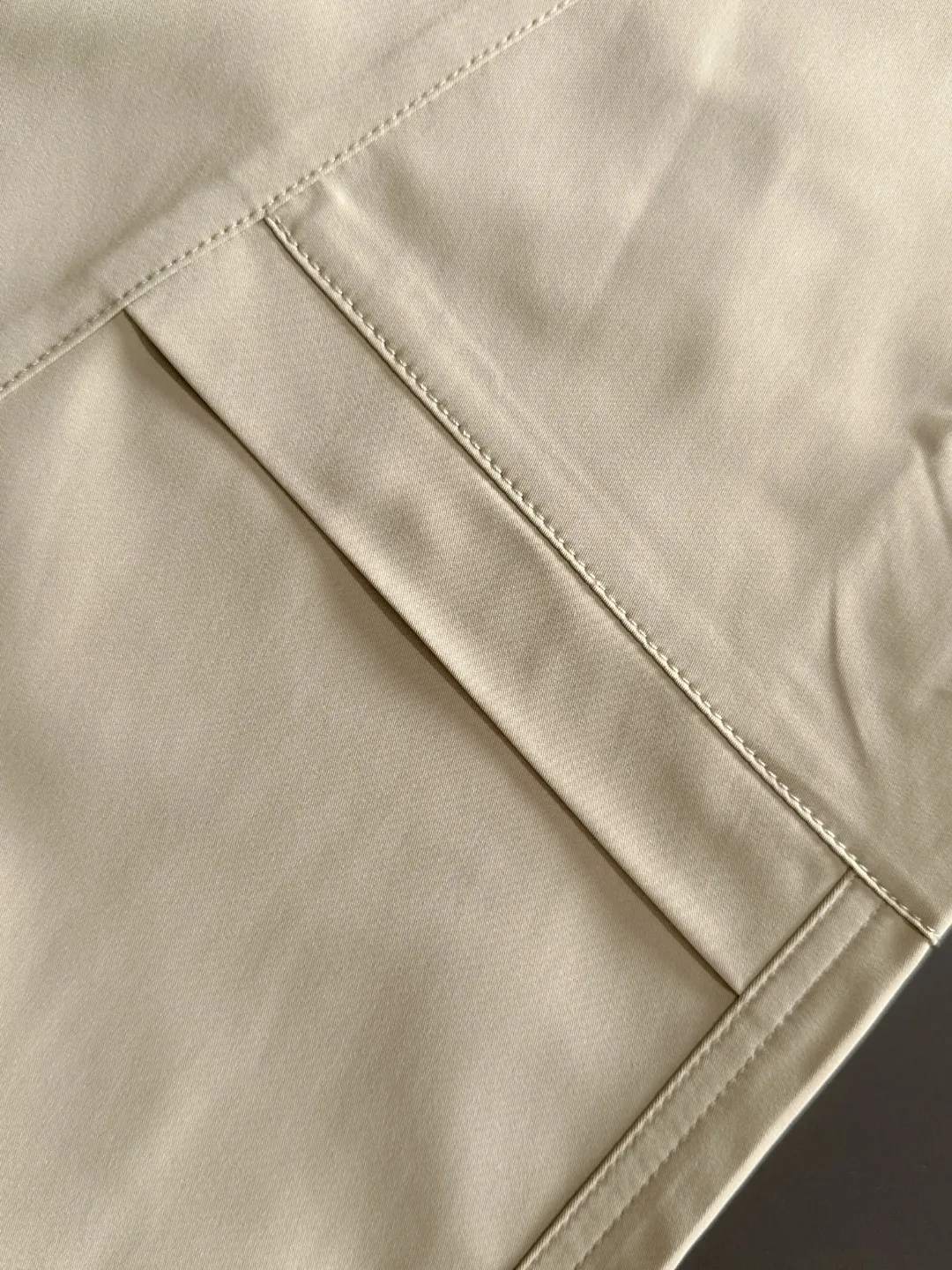 Next day shipment P360 MONCLER/Mongoose Exclusive first release of 25ss autumn and winter new high-quality trousers Compare real-life details at will A perfect choice for autumn and winter, a must-have item. Sizes: M to 3XL (please state your height and weight when placing an order)