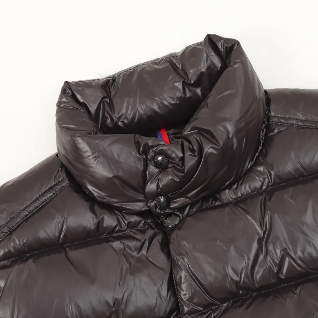 P440 Moncler maya/Moncler Maya down vest Size: 1-6 yards