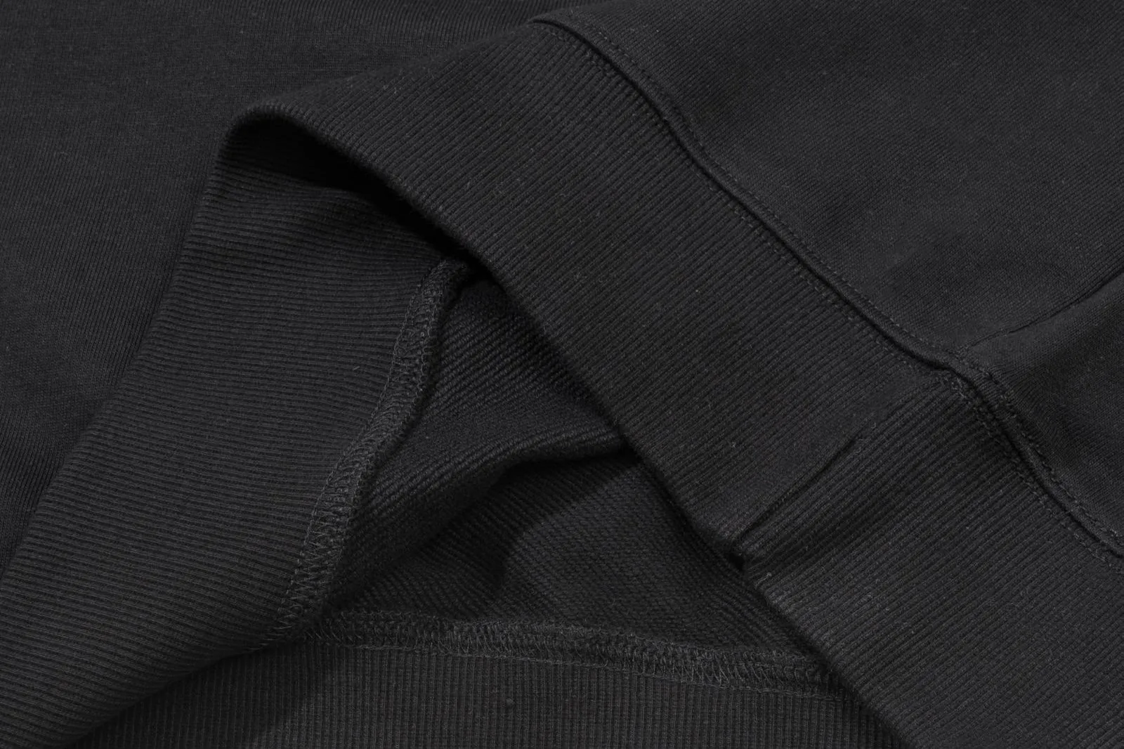 P190 🔥[Moncler] 2025 autumn and winter new round neck sweatshirt High-end pure cotton double-ply 400g heavy terry fabric Color: Black White Size: S M L XL 2XL