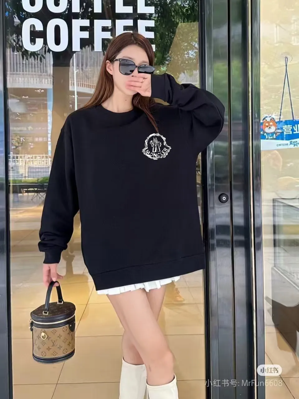 P190 🔥[Moncler] 2025 autumn and winter new round neck sweatshirt High-end pure cotton double-ply 400g heavy terry fabric Color: Black White Size: S M L XL 2XL