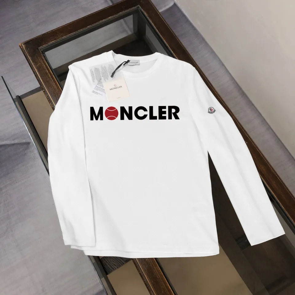 P180, a non-off-the-shelf model, you can trust it. Moncler printed long-sleeved T-shirt, 240g breathable cotton fabric, very soft and comfortable texture, does not shrink, does not deform, does not ball), can be worn alone as a base layer. Original customized accessories, collar label, care mark, hangtag, packaging (perfect details) Color: White Black Size: XS S M L