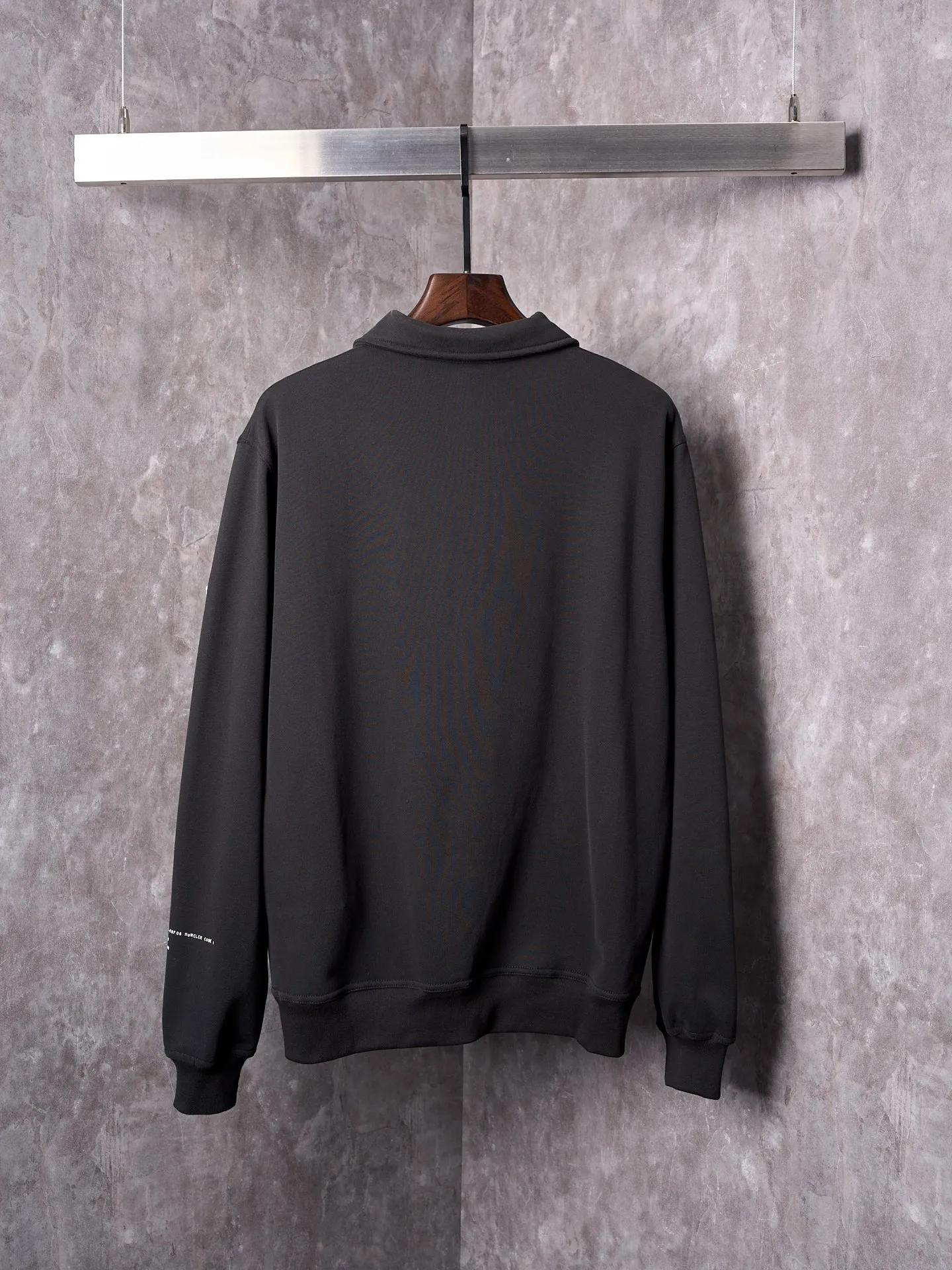 P370 Actual hanging auction】Moncler/Mongolian FRGMT joint embroidered logo half-zip lapel sweatshirt [Ready stock] S M L XL