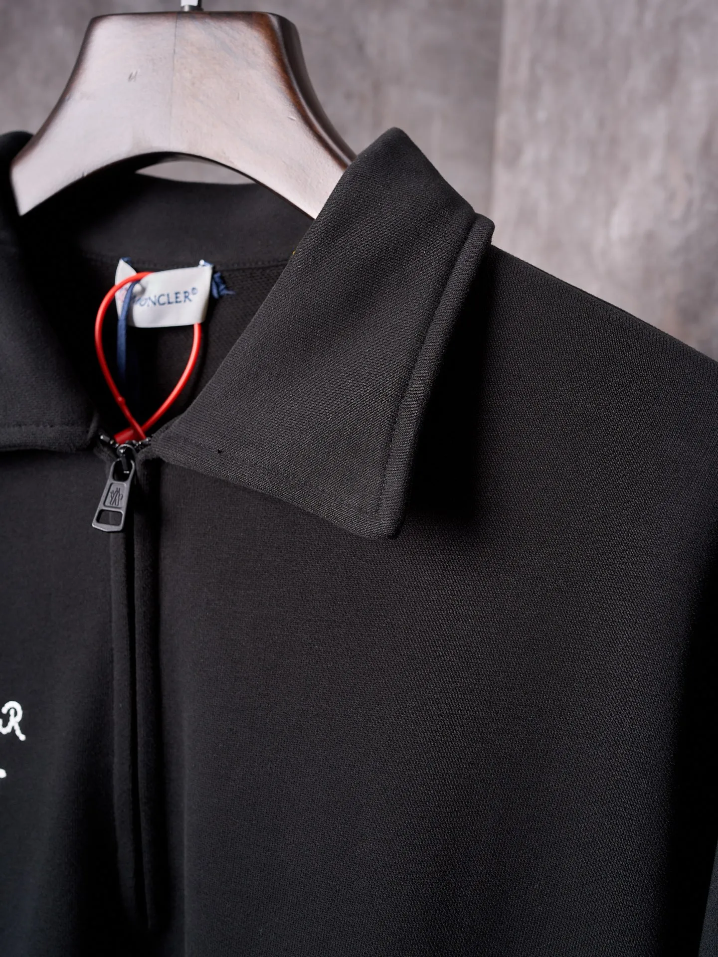 P370 Actual hanging auction】Moncler/Mongolian FRGMT joint embroidered logo half-zip lapel sweatshirt [Ready stock] S M L XL