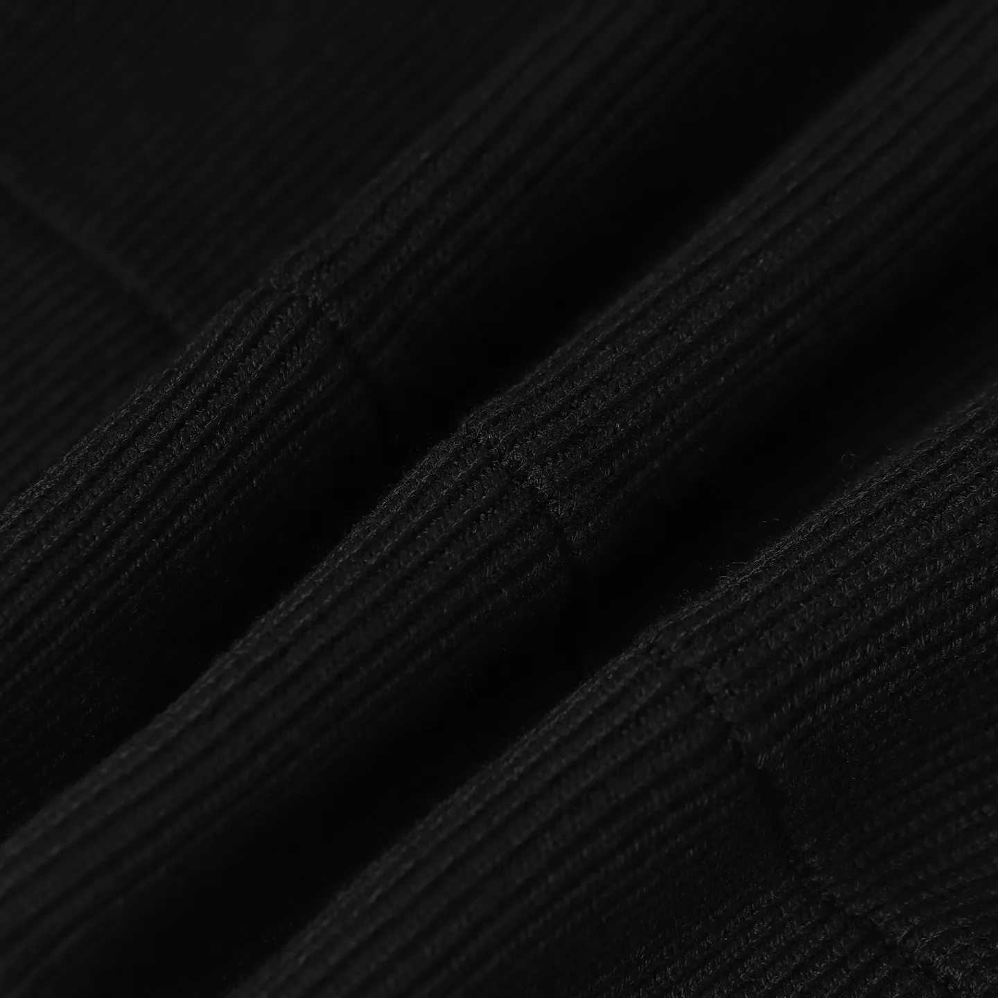 P680 MONCLER/Moncler autumn and winter men's padded wool zipper hooded letter knitted down jacket Made of wool Longue saison lining Longue saison front, filled with down Ribbed knit 12 needles Fine soft hood Zipper closure Pocket Logo quilting Logo patch Color: black/navy blue/green size: S/M/L/XL/XXL
