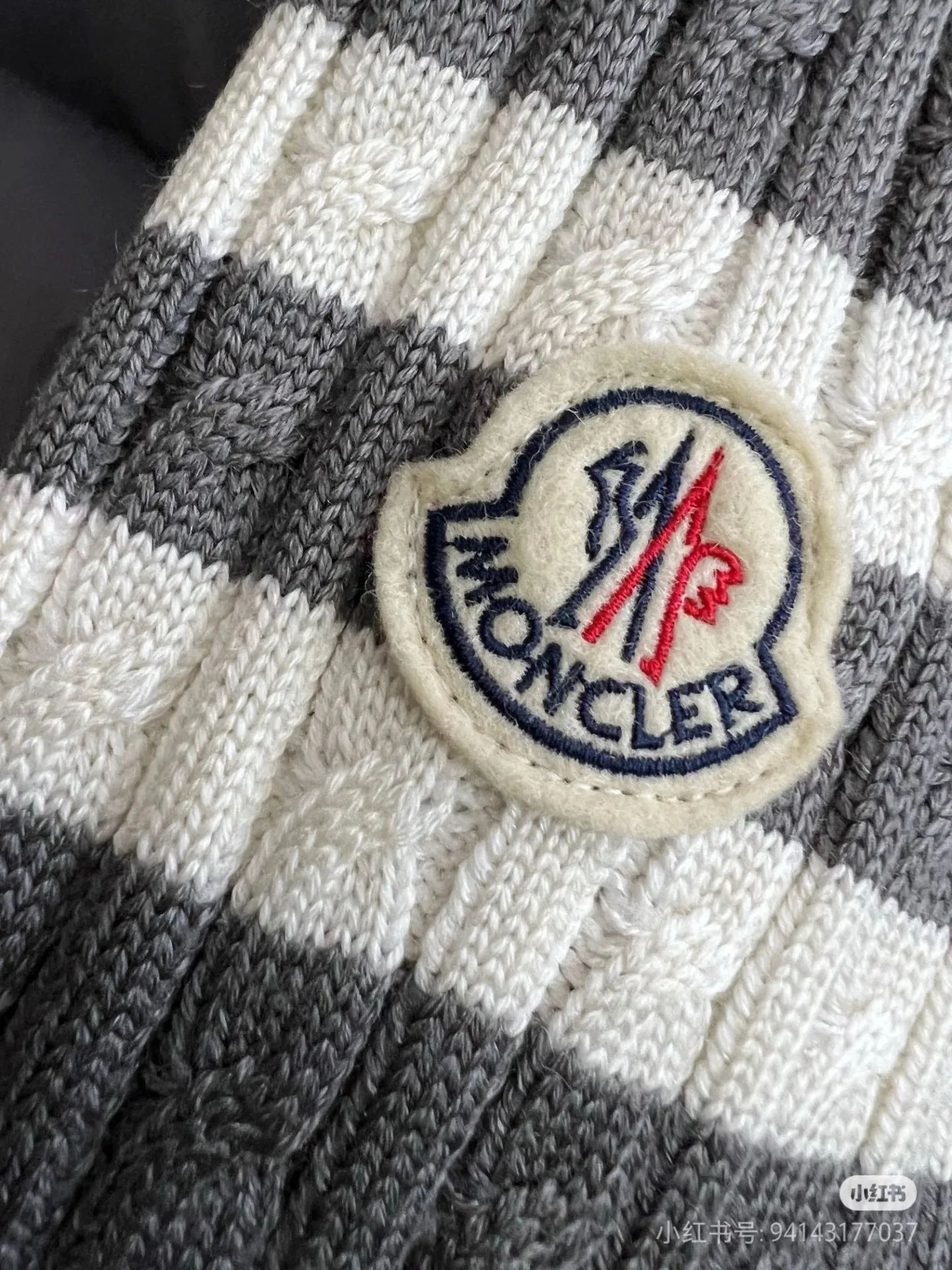 P640 Moncler. Spliced ​​knit Color: black, gray Size: 12345